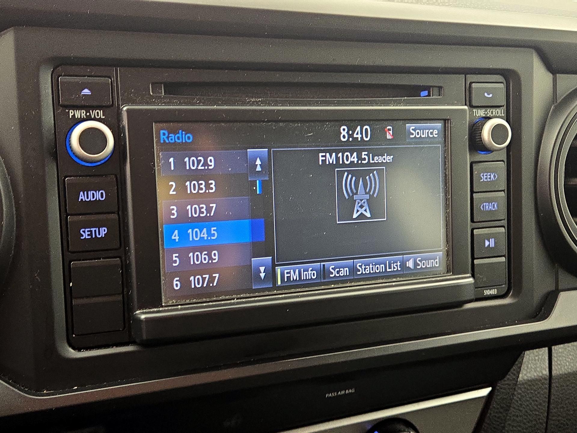 Thumbnail: 2019 Toyota Tacoma - 15