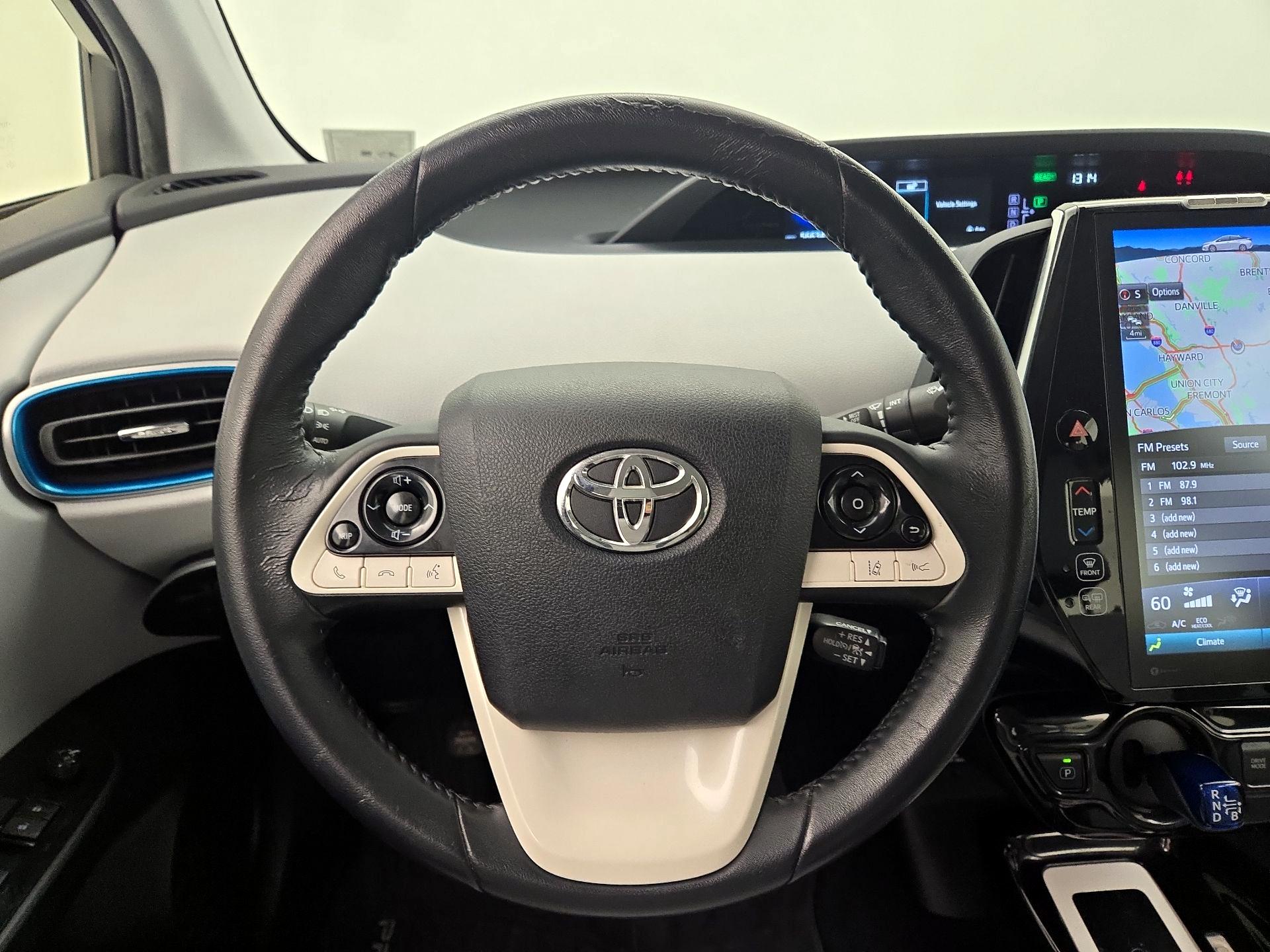 Thumbnail: 2017 Toyota Prius Prime - 10
