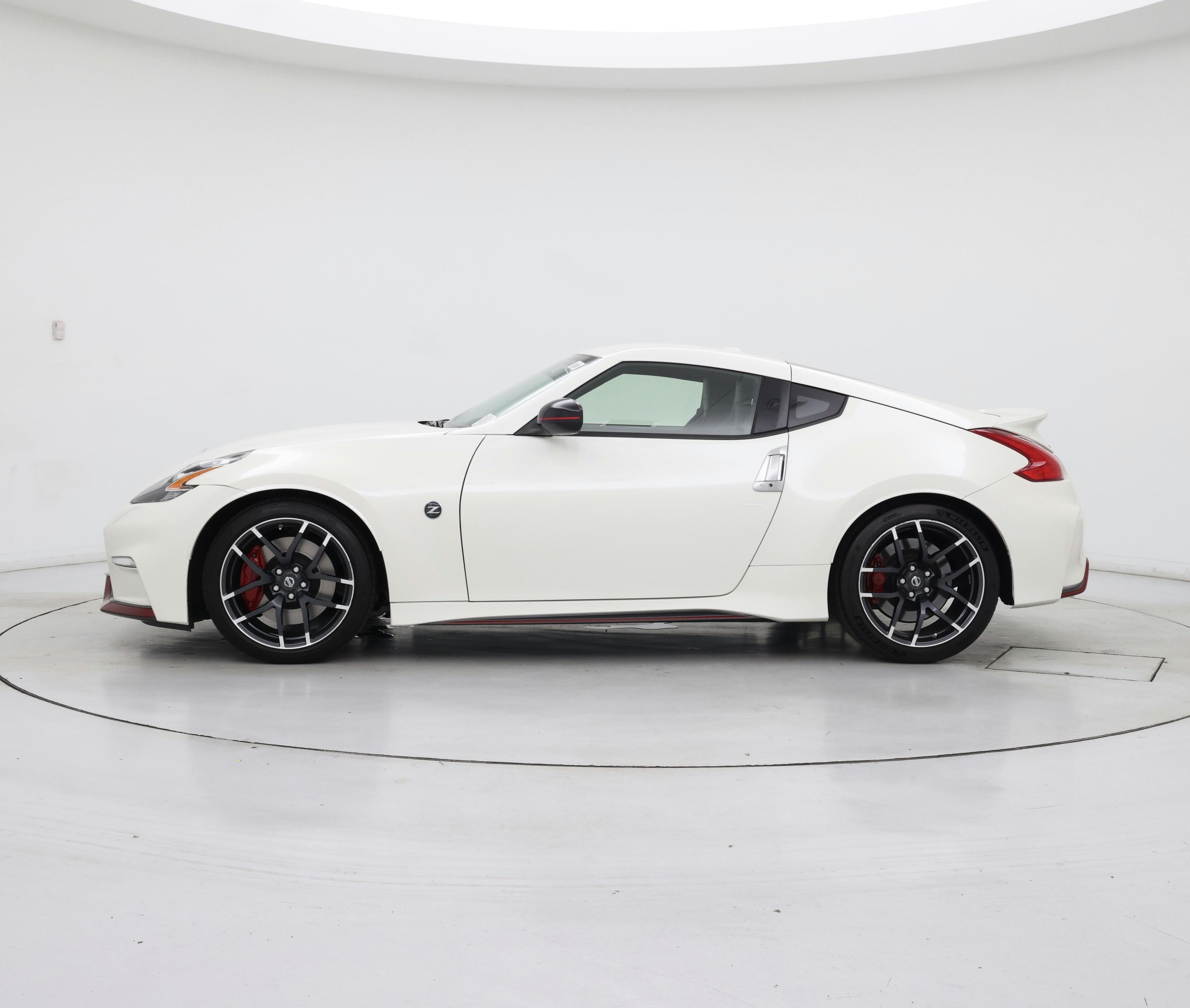 Thumbnail: 2017 Nissan Z - 3