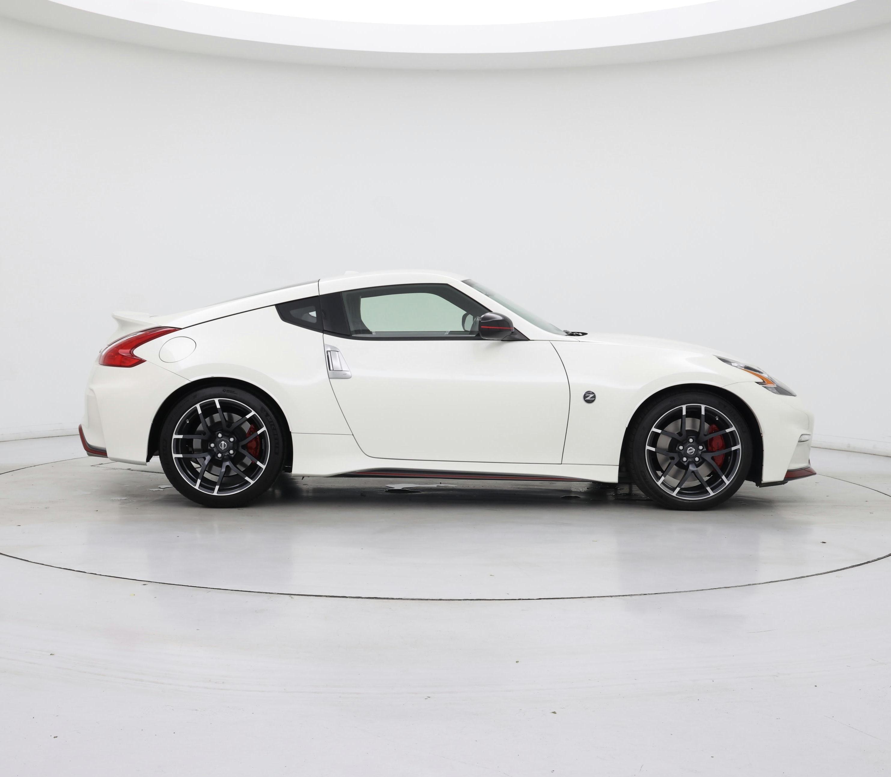 Thumbnail: 2017 Nissan Z - 7