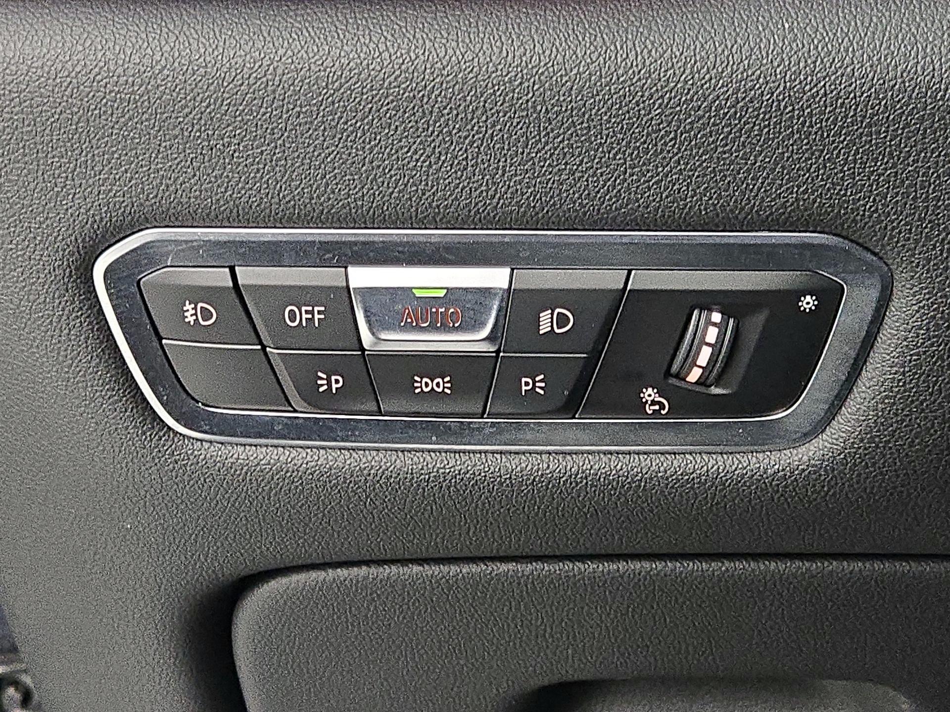 Thumbnail: 2019 BMW X5 - 13