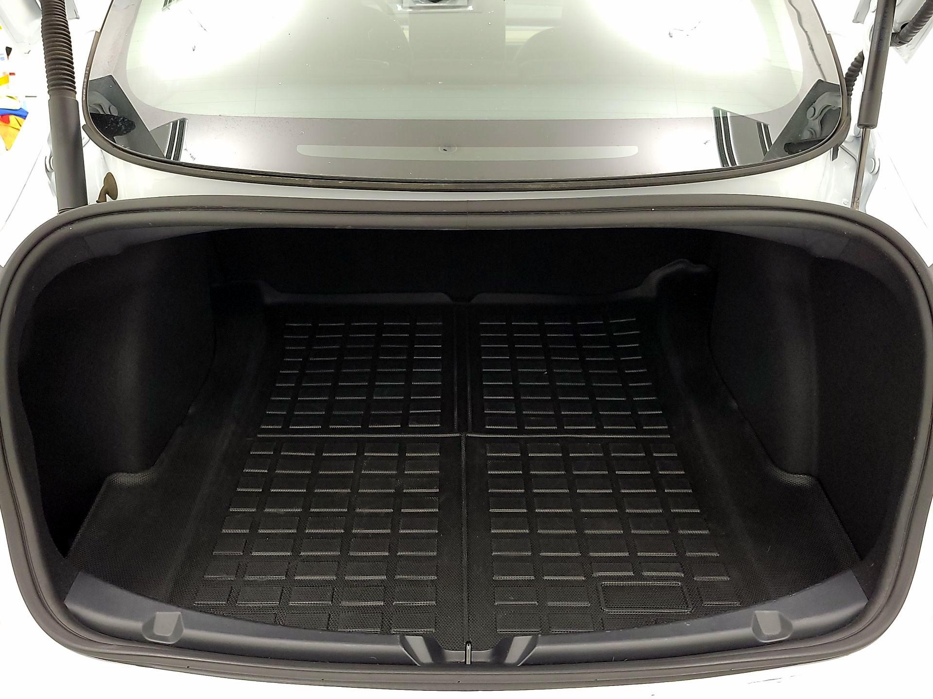 Thumbnail: 2023 Tesla Model 3 - 20