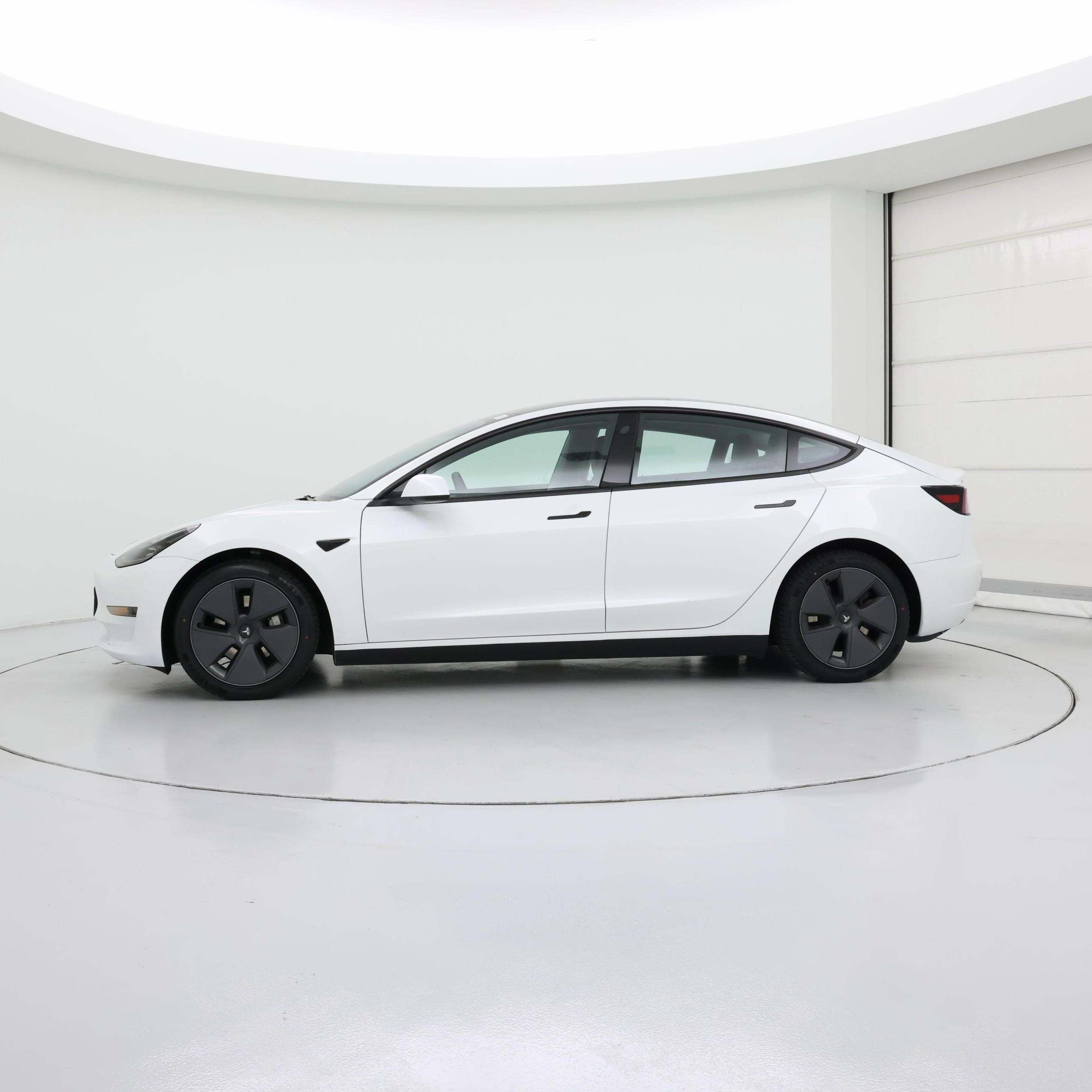Thumbnail: 2023 Tesla Model 3 - 3