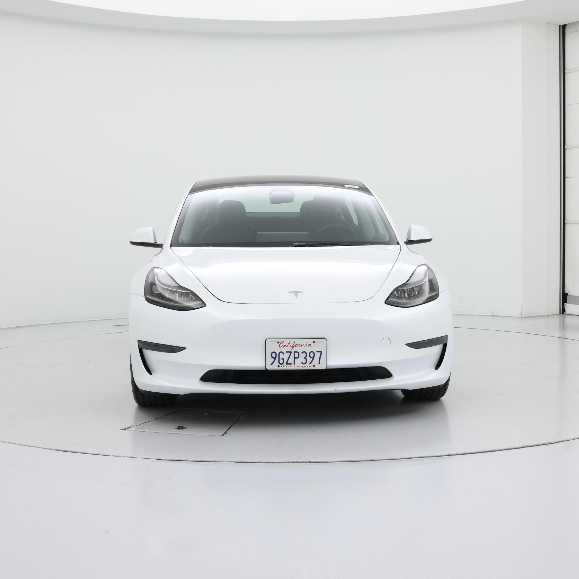 Thumbnail: 2023 Tesla Model 3 - 5