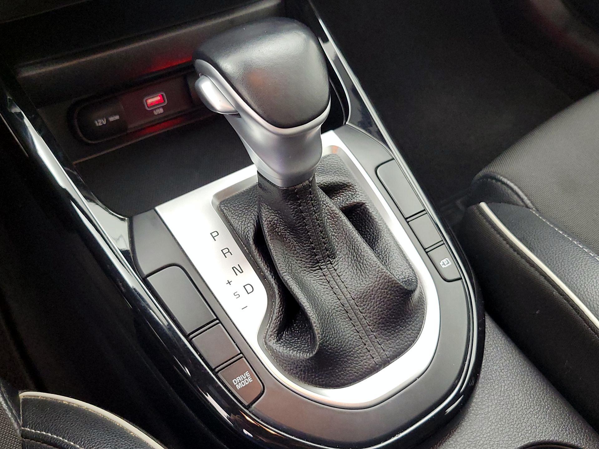 Thumbnail: 2022 Kia Forte - 18