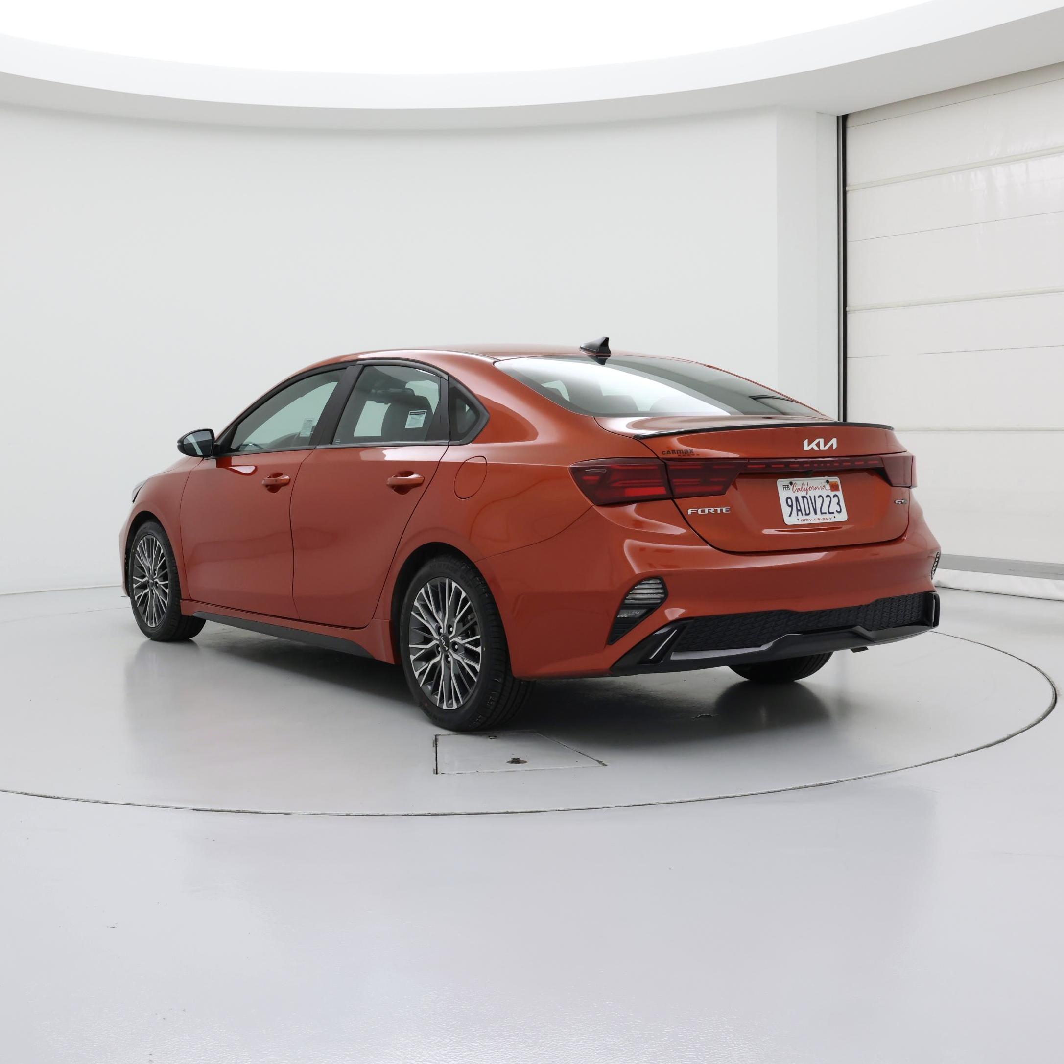 Thumbnail: 2022 Kia Forte - 2