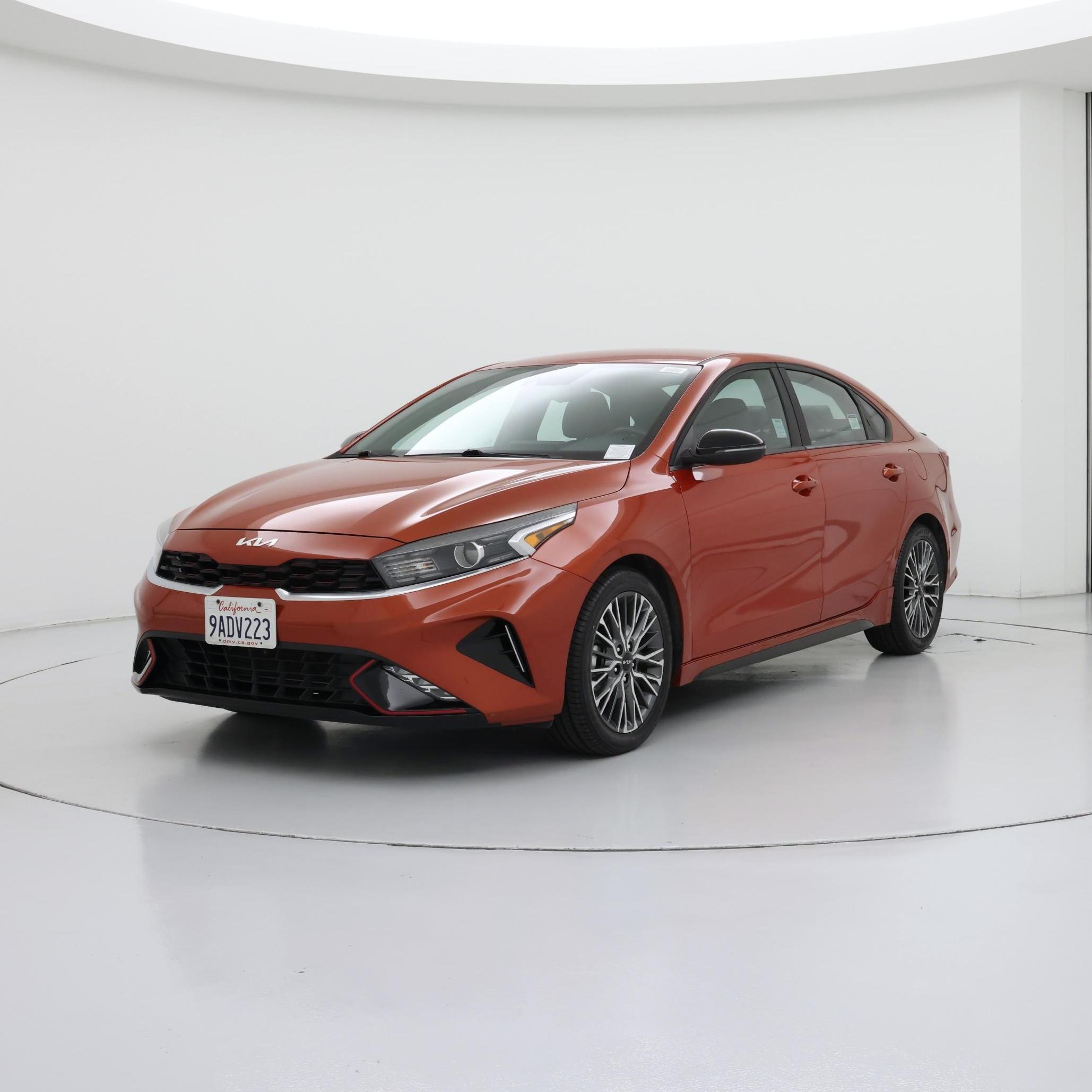 Thumbnail: 2022 Kia Forte - 4