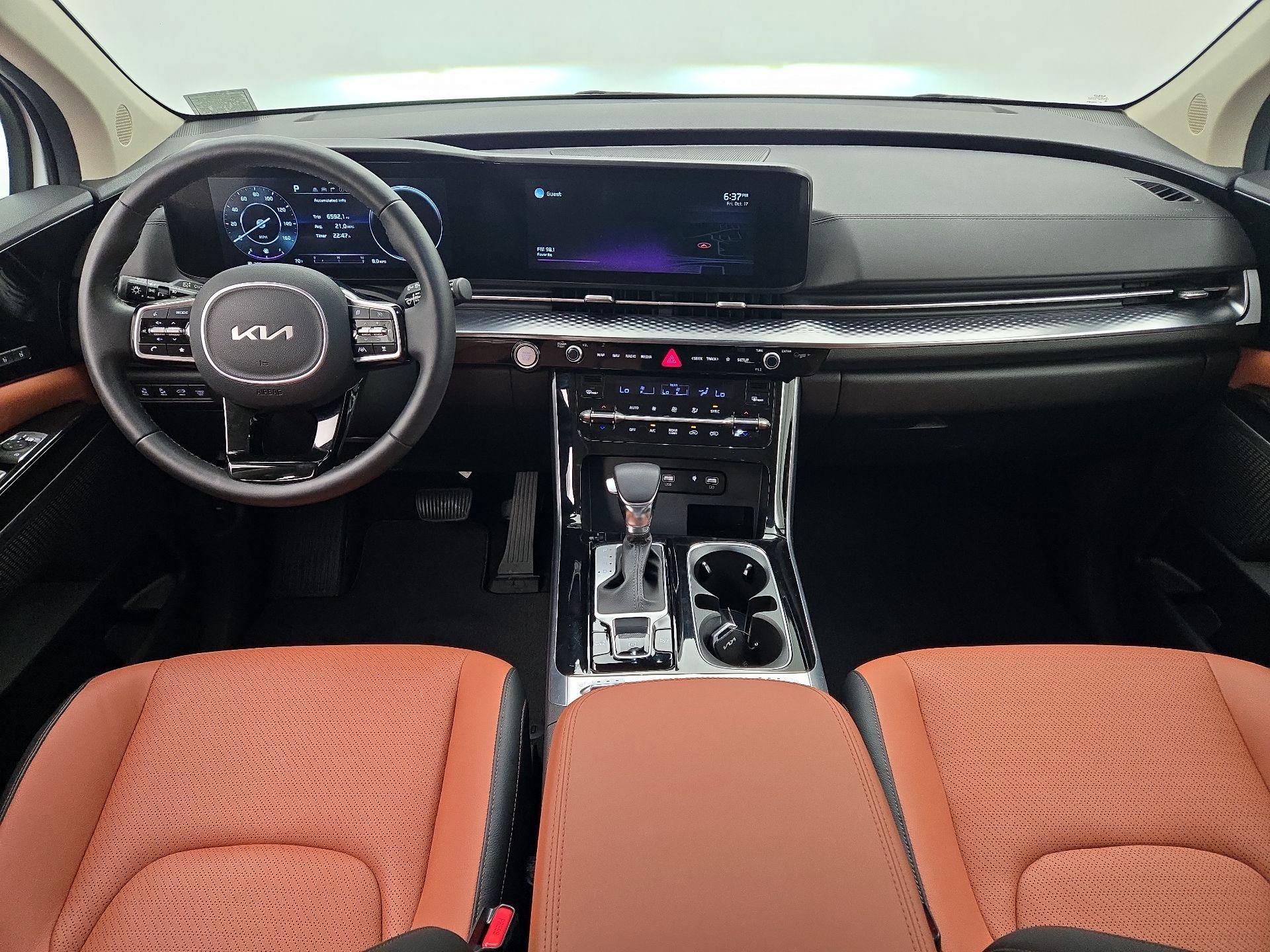 Thumbnail: 2022 Kia Carnival - 9