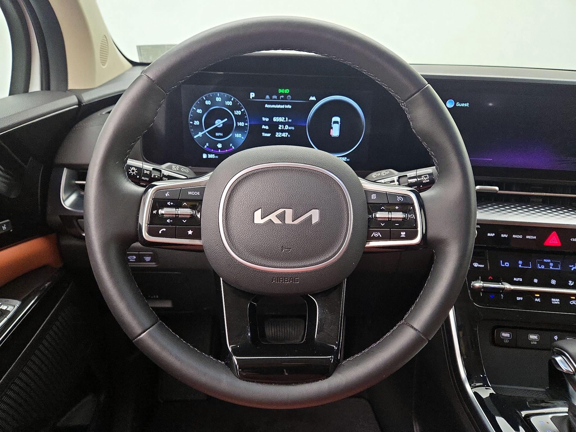 Thumbnail: 2022 Kia Carnival - 10