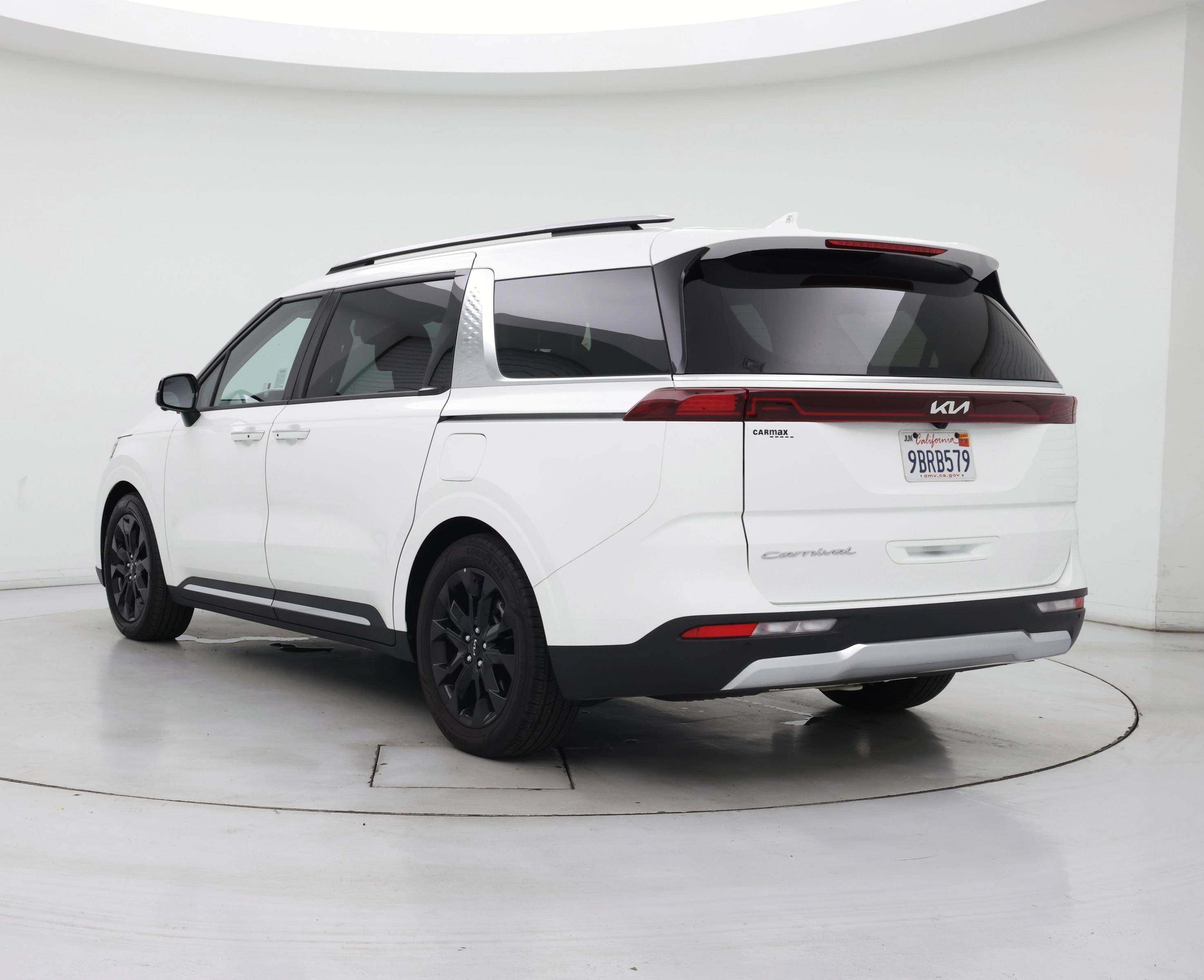 Thumbnail: 2022 Kia Carnival - 2