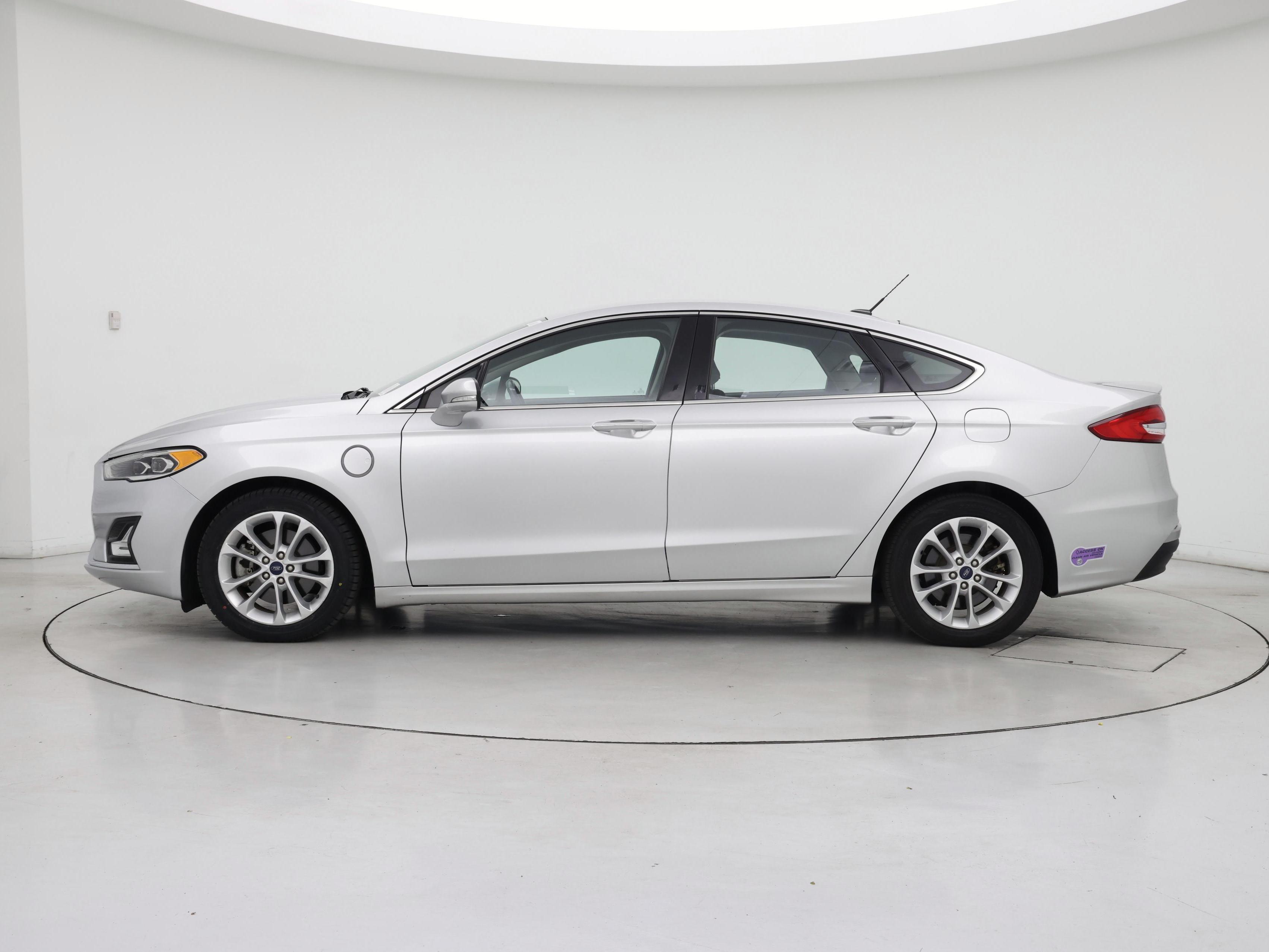 Thumbnail: 2019 Ford Fusion - 3