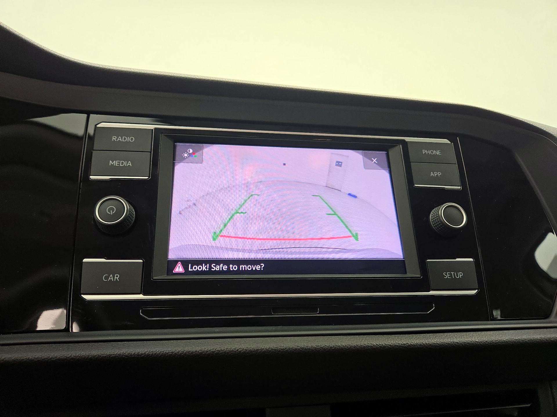 Thumbnail: 2019 Volkswagen Jetta - 14