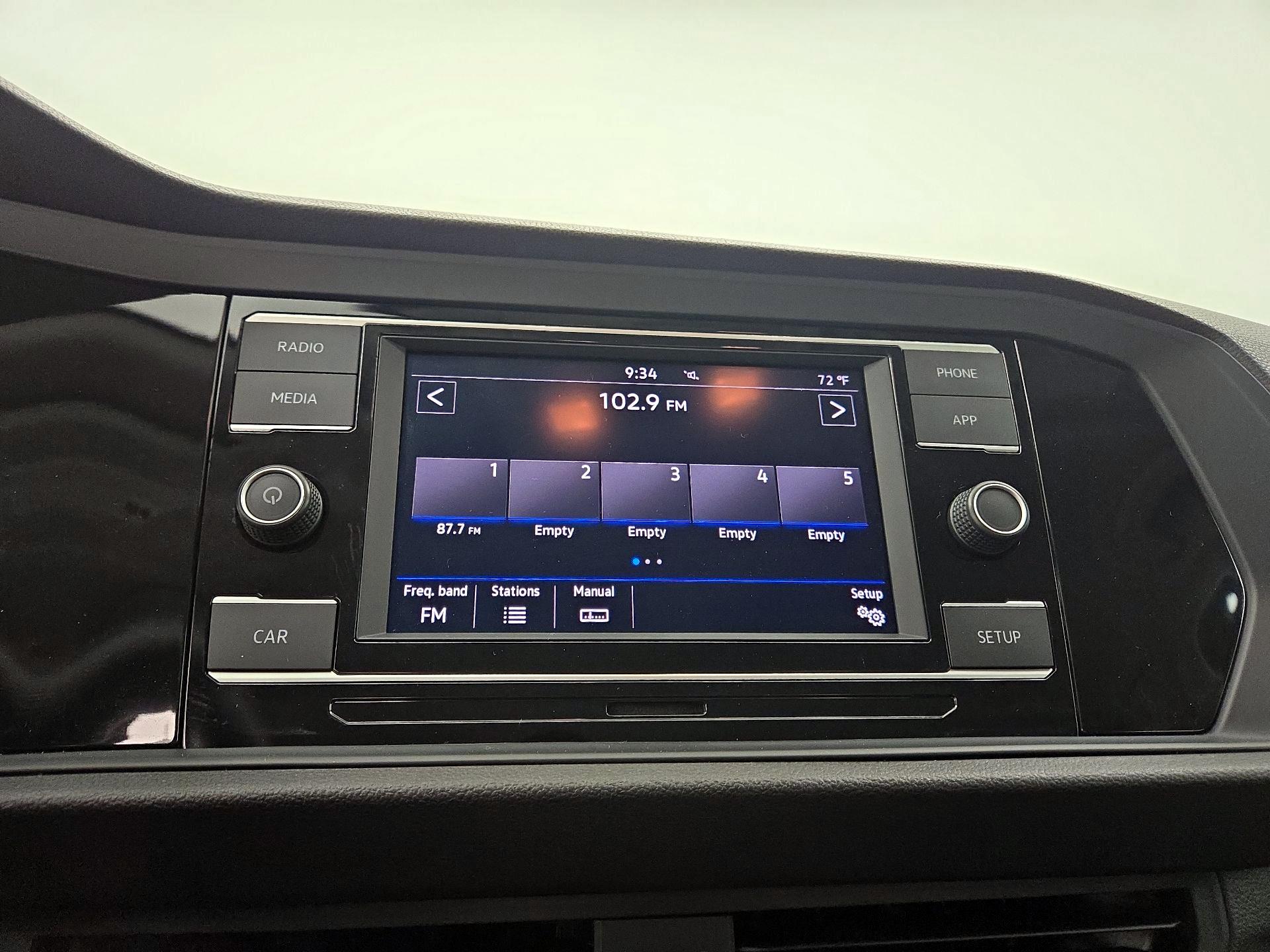 Thumbnail: 2019 Volkswagen Jetta - 15