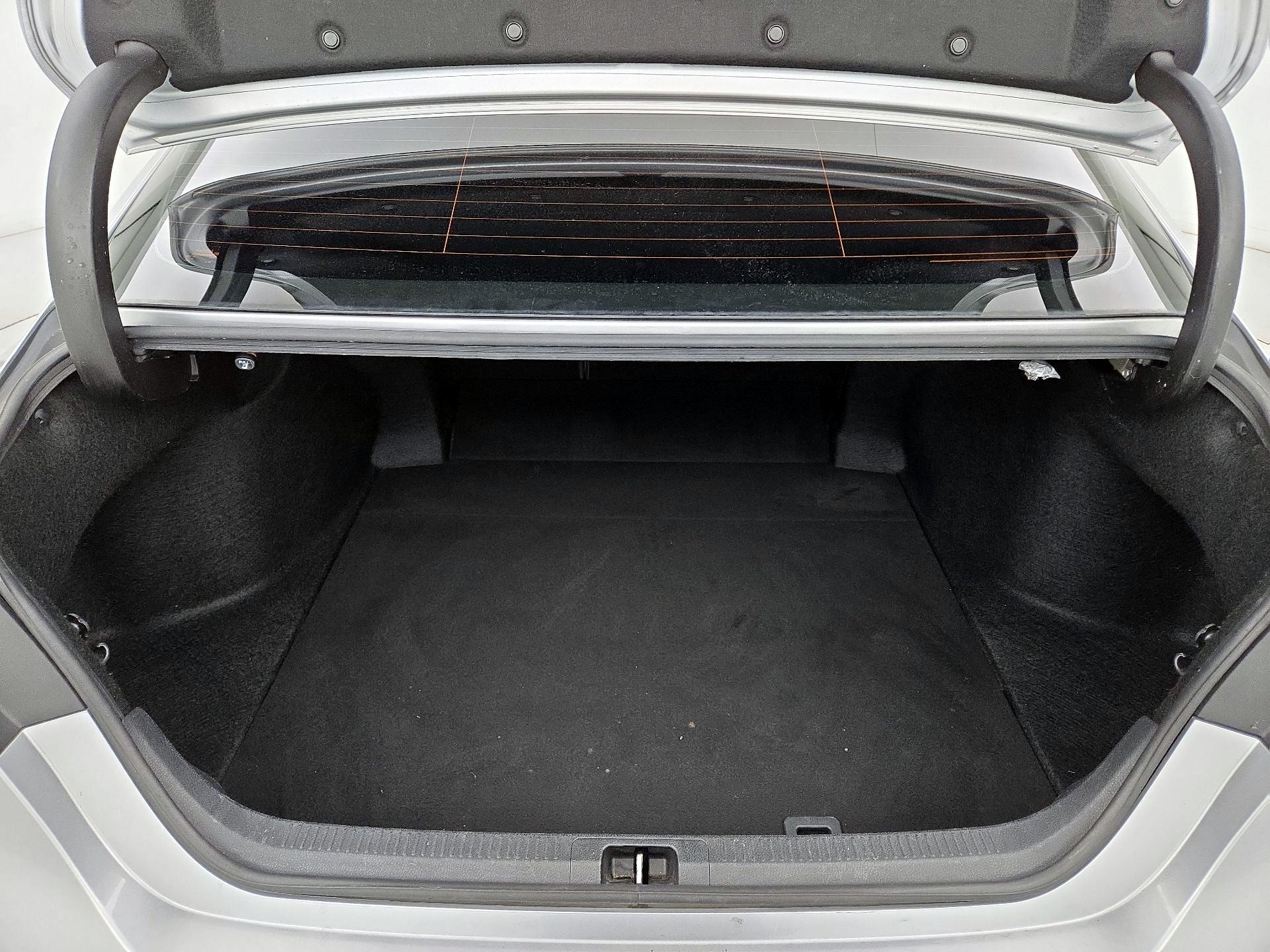 Thumbnail: 2018 Toyota Camry - 19