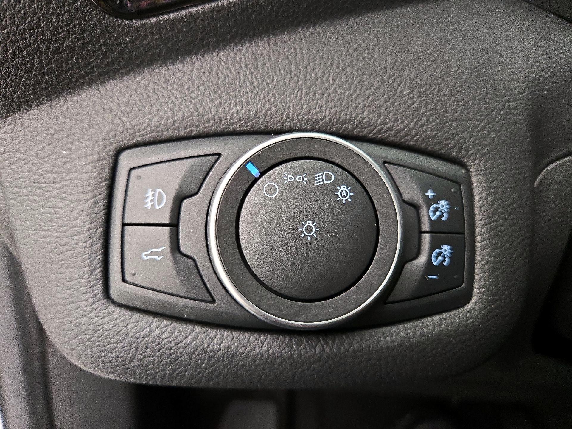 Thumbnail: 2017 Ford Escape - 13