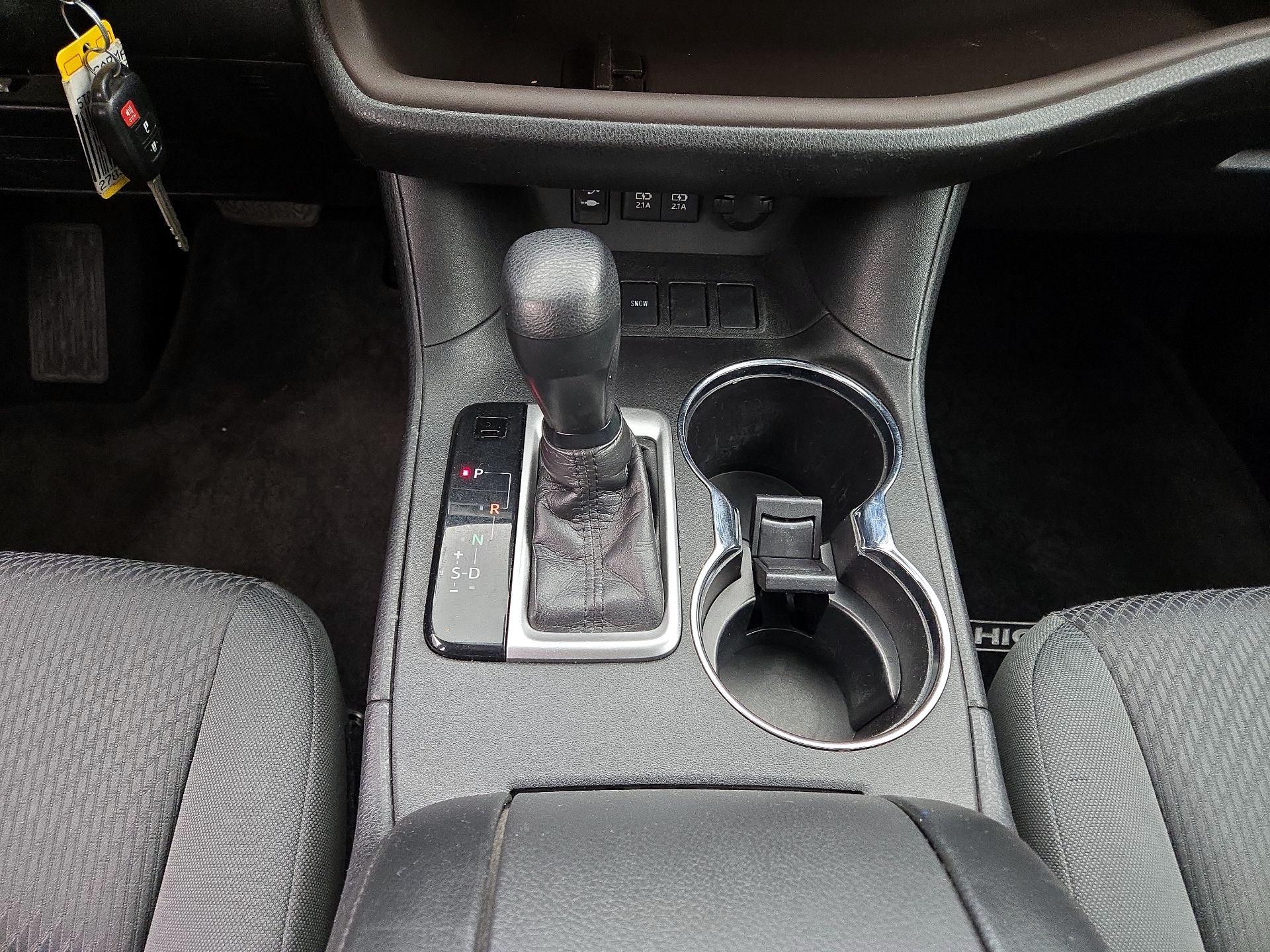 Thumbnail: 2018 Toyota Highlander - 17