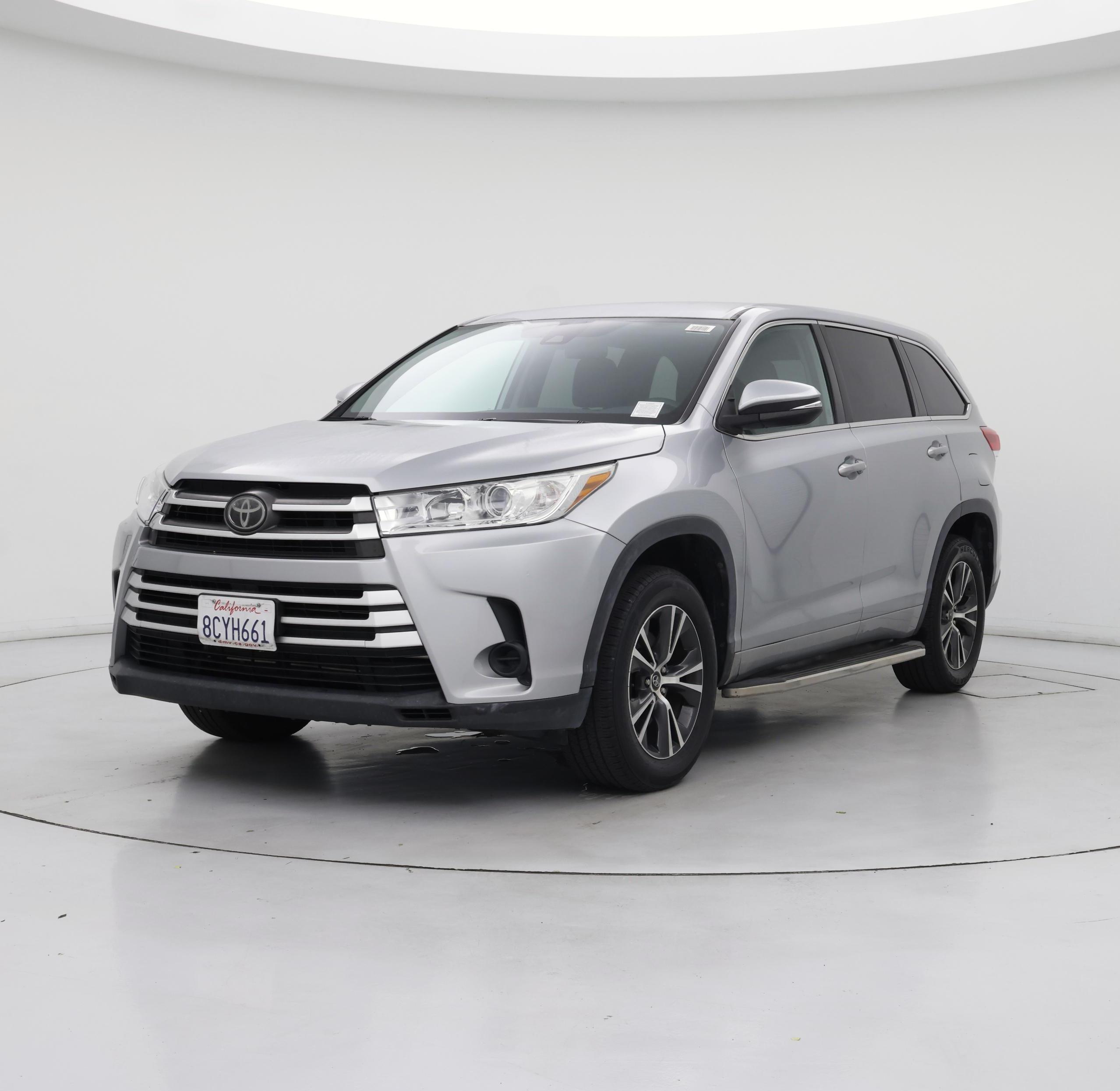 Thumbnail: 2018 Toyota Highlander - 4