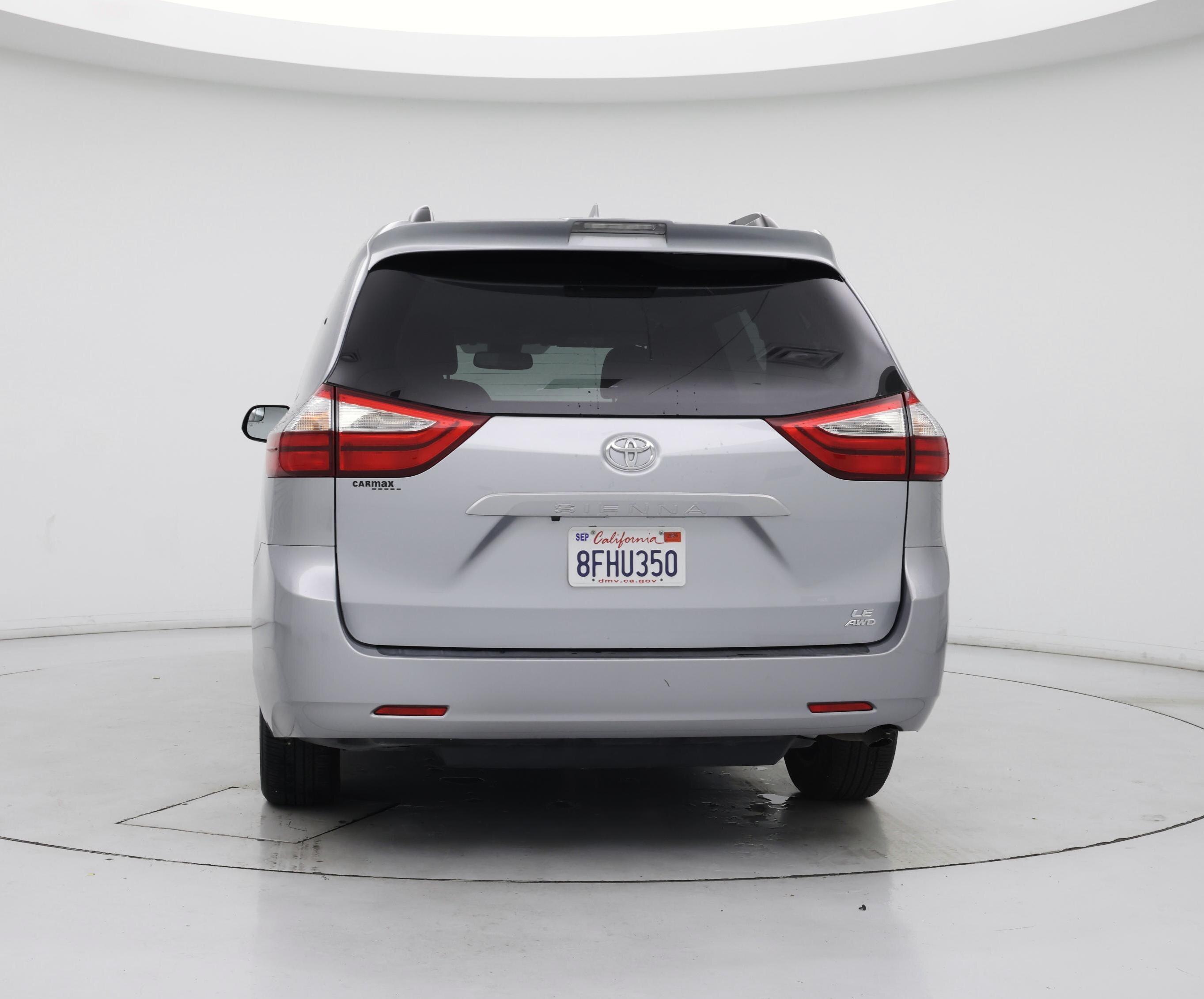 Thumbnail: 2018 Toyota Sienna - 6