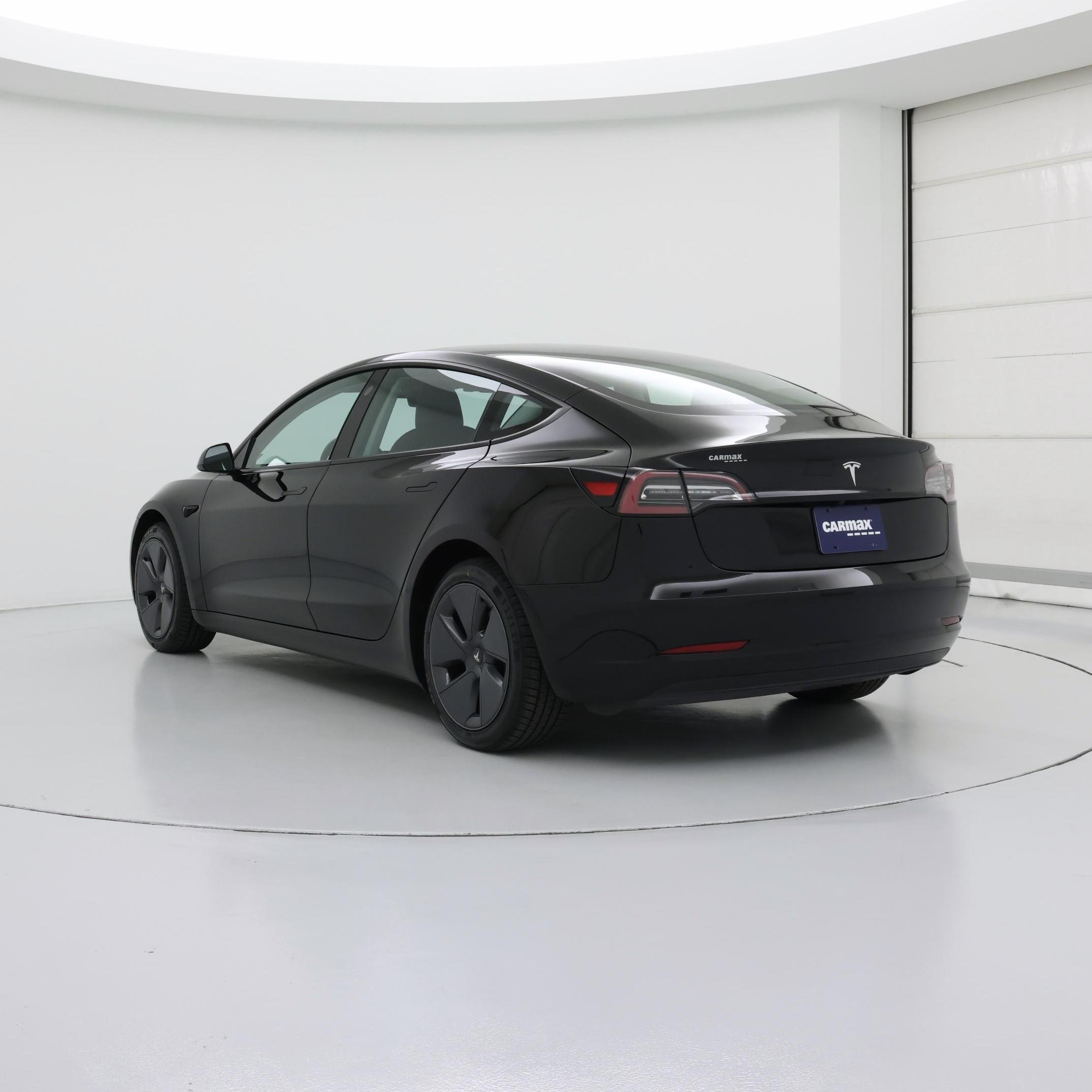 Thumbnail: 2023 Tesla Model 3 - 2