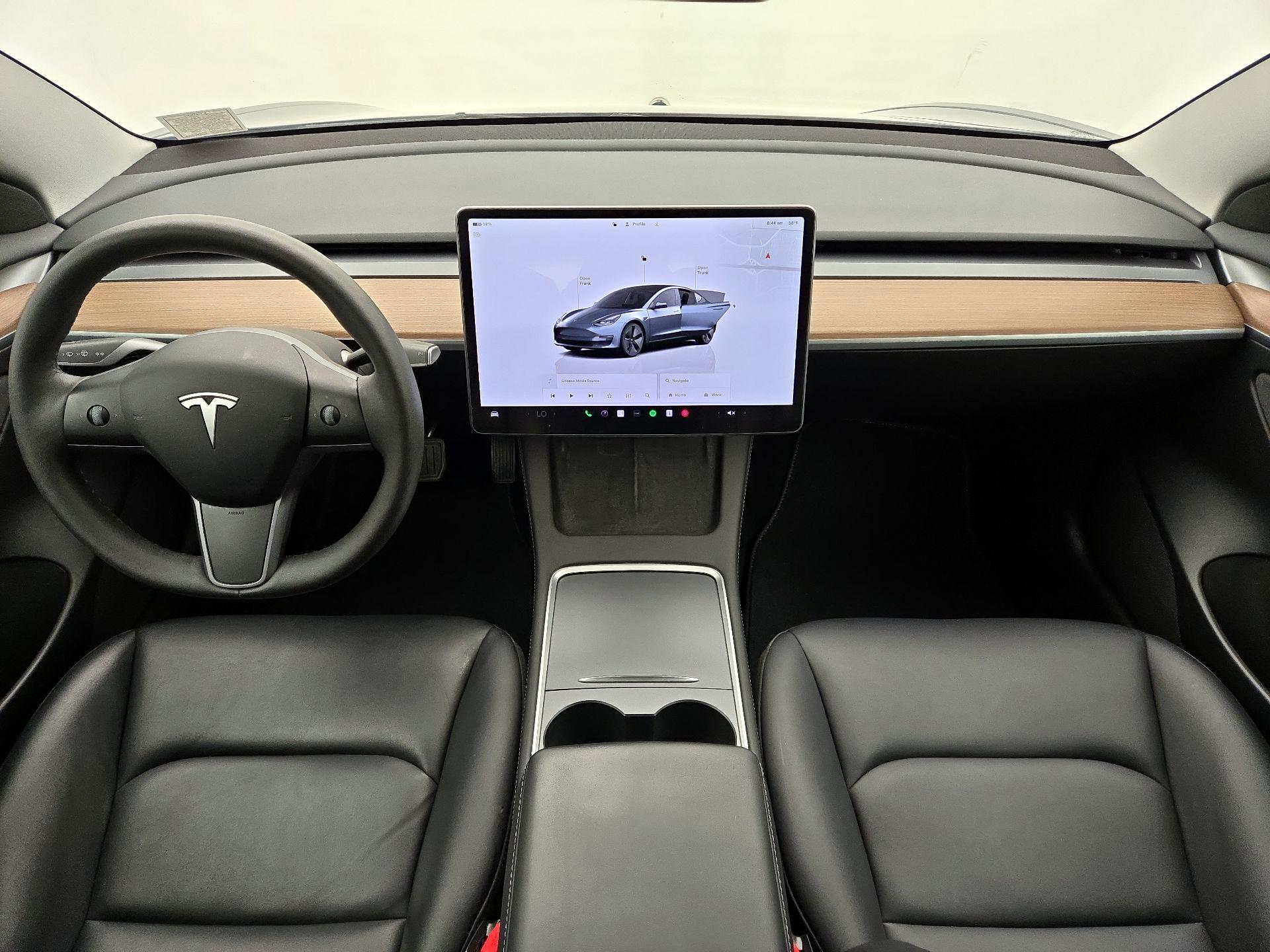 Thumbnail: 2023 Tesla Model 3 - 9