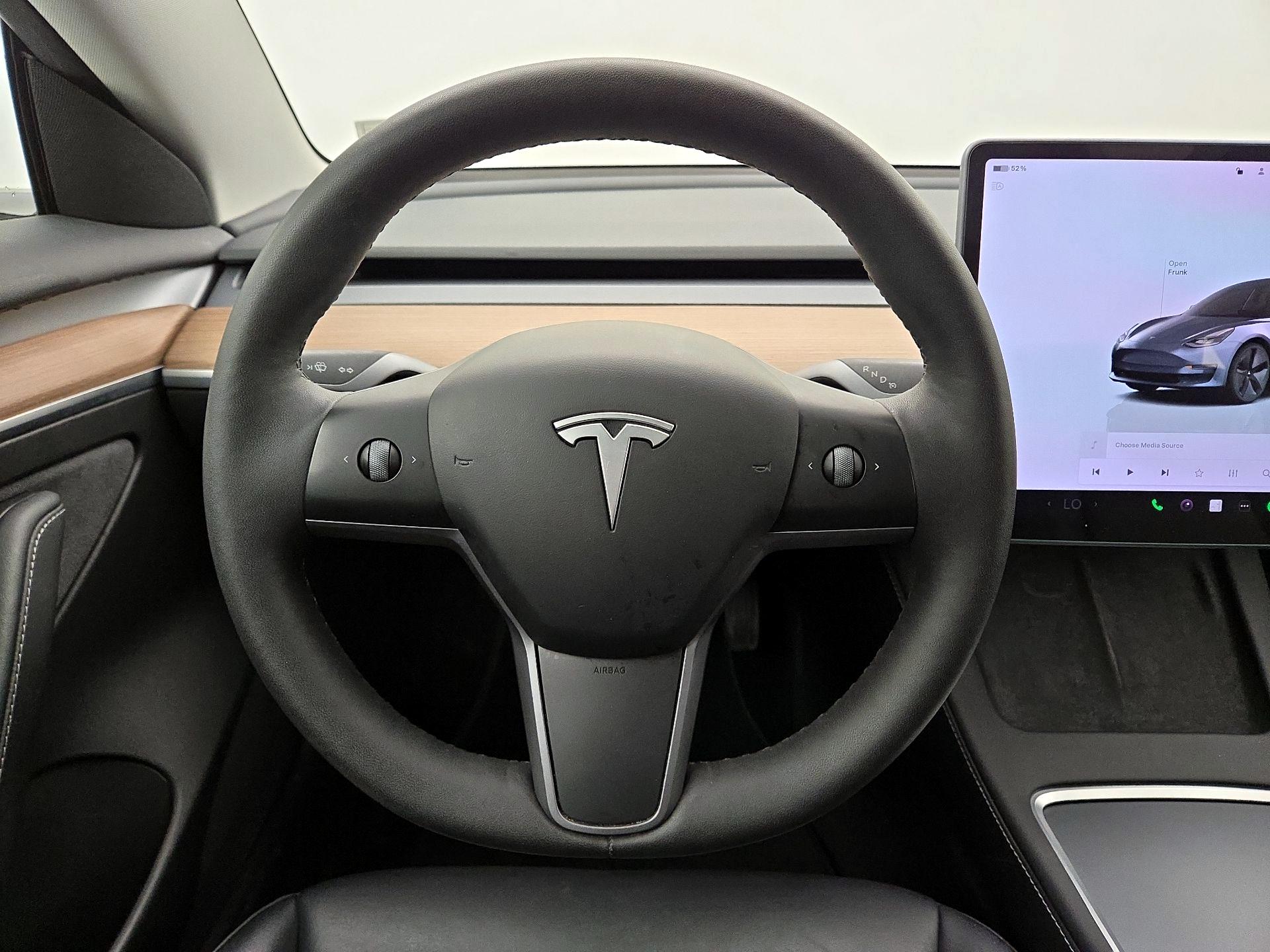 Thumbnail: 2023 Tesla Model 3 - 10