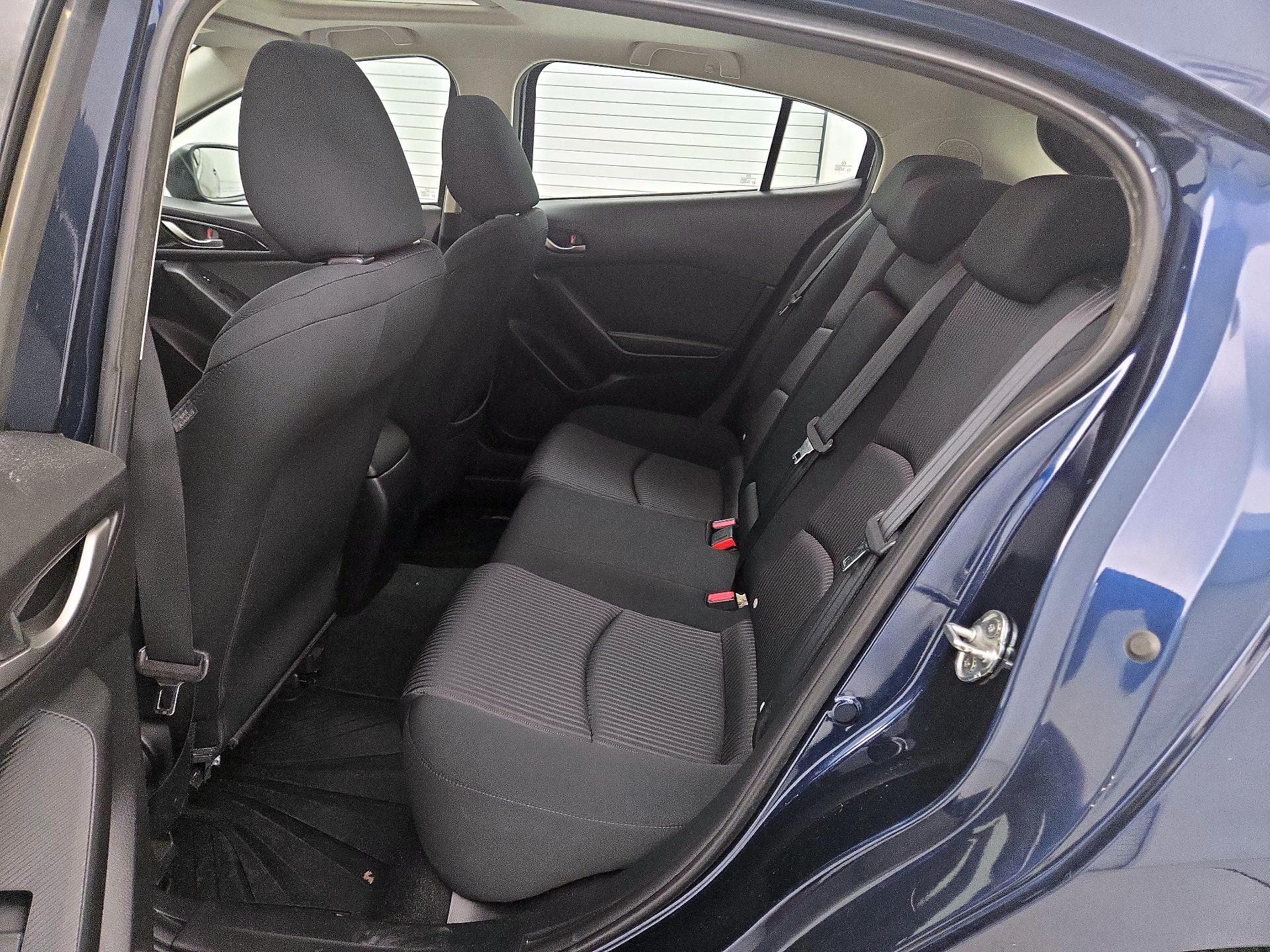 Thumbnail: 2015 Mazda Mazda3 - 20