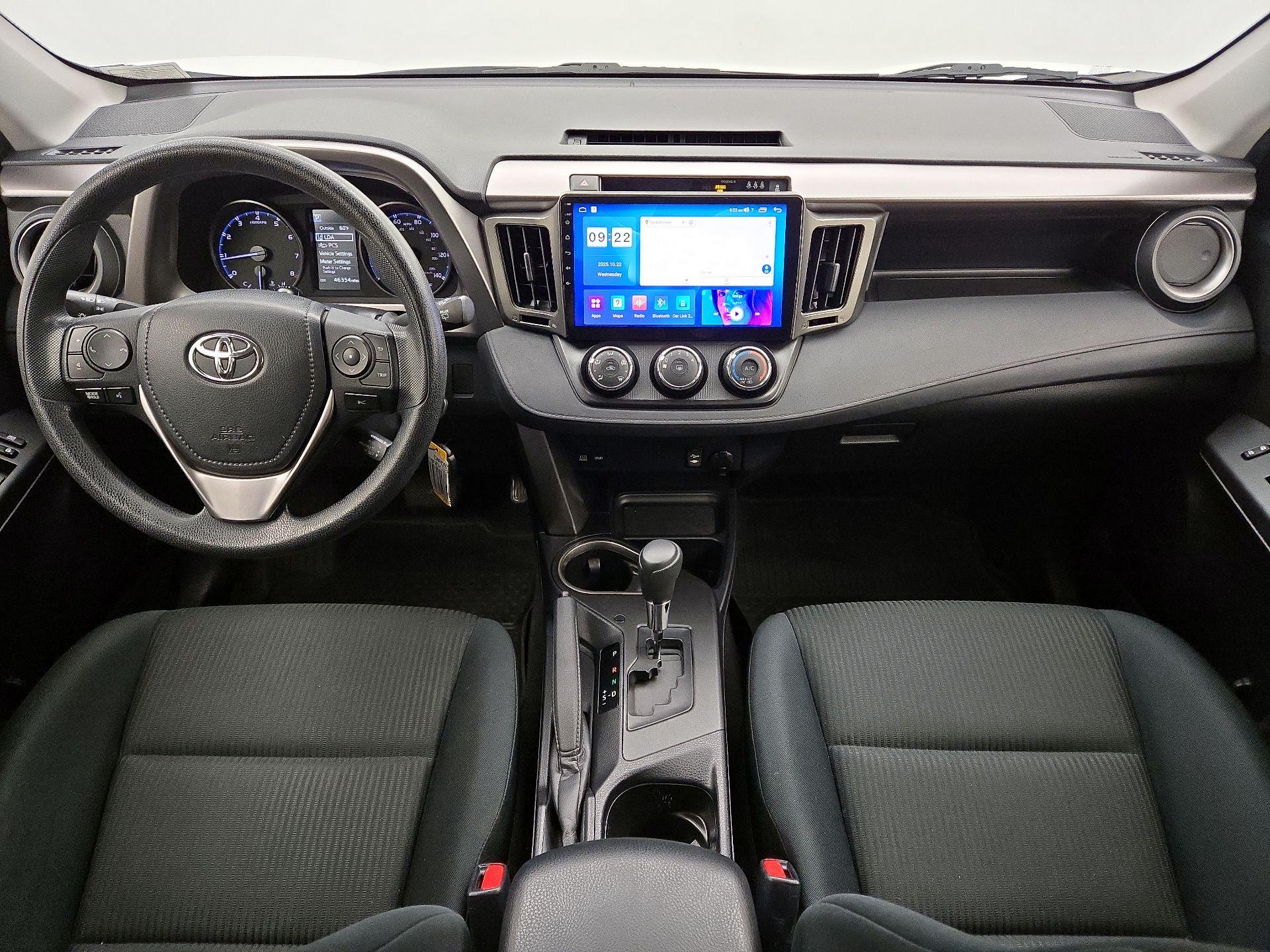 Thumbnail: 2018 Toyota RAV4 - 9