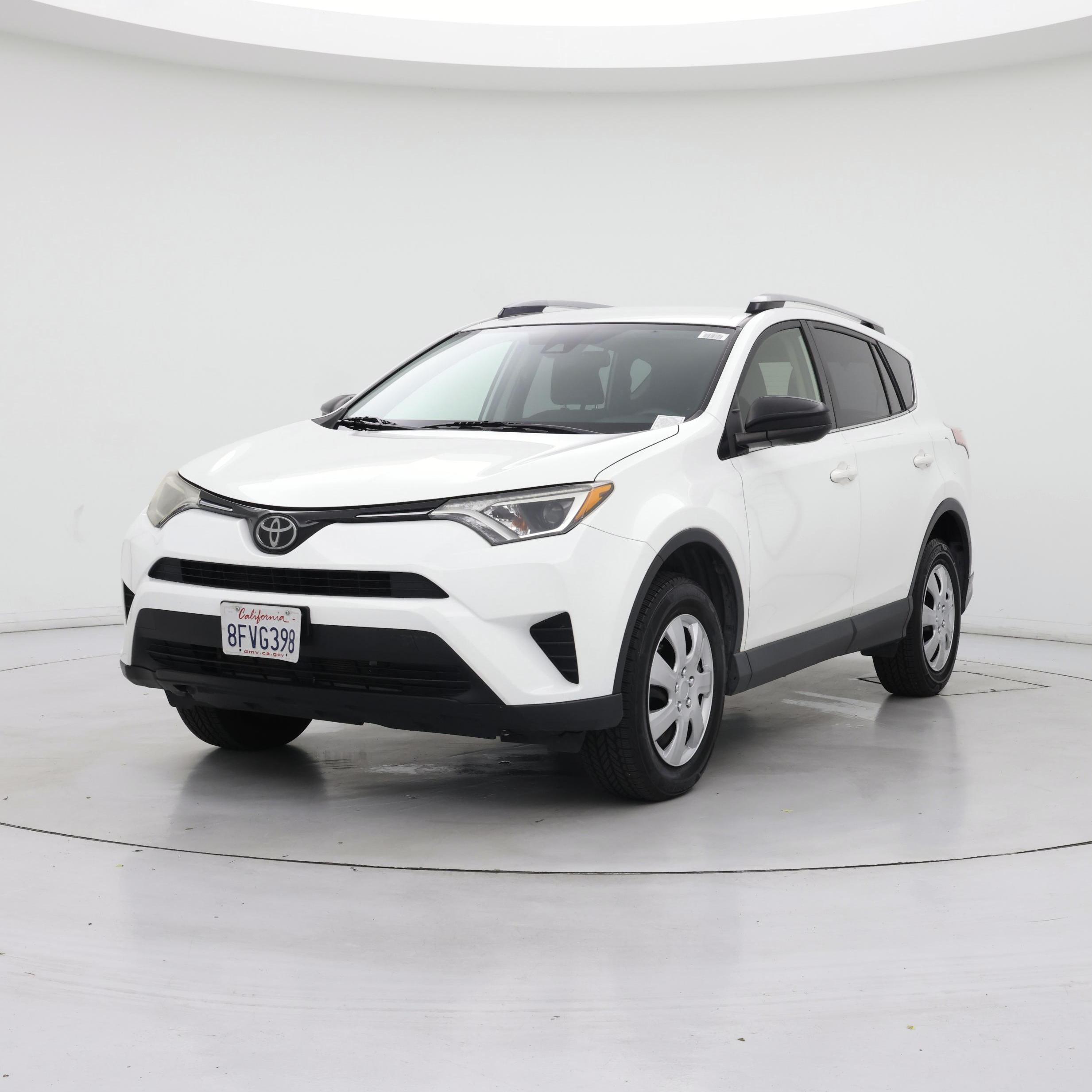 Thumbnail: 2018 Toyota RAV4 - 4
