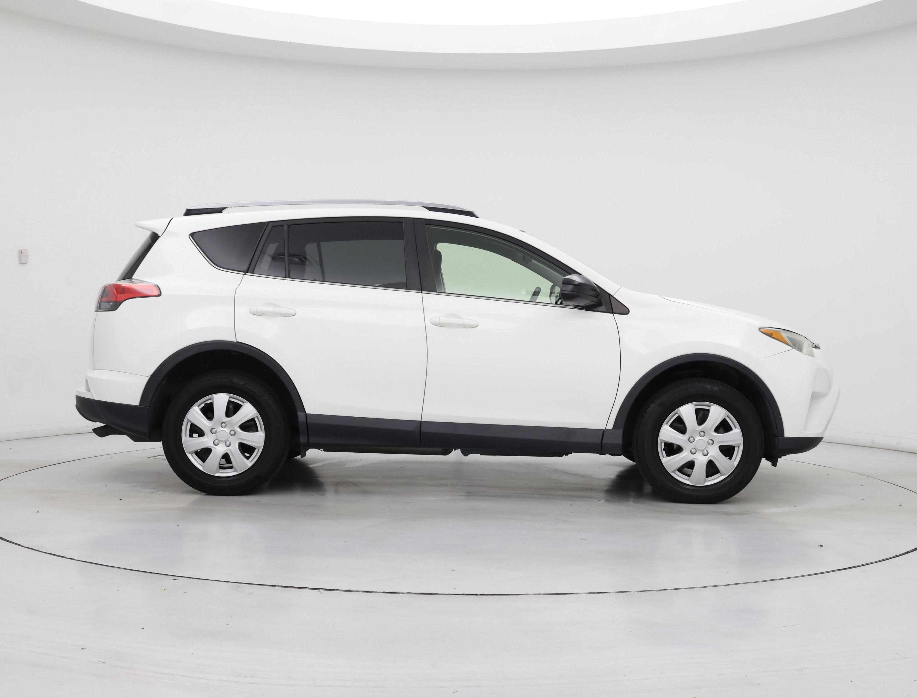 Thumbnail: 2018 Toyota RAV4 - 7