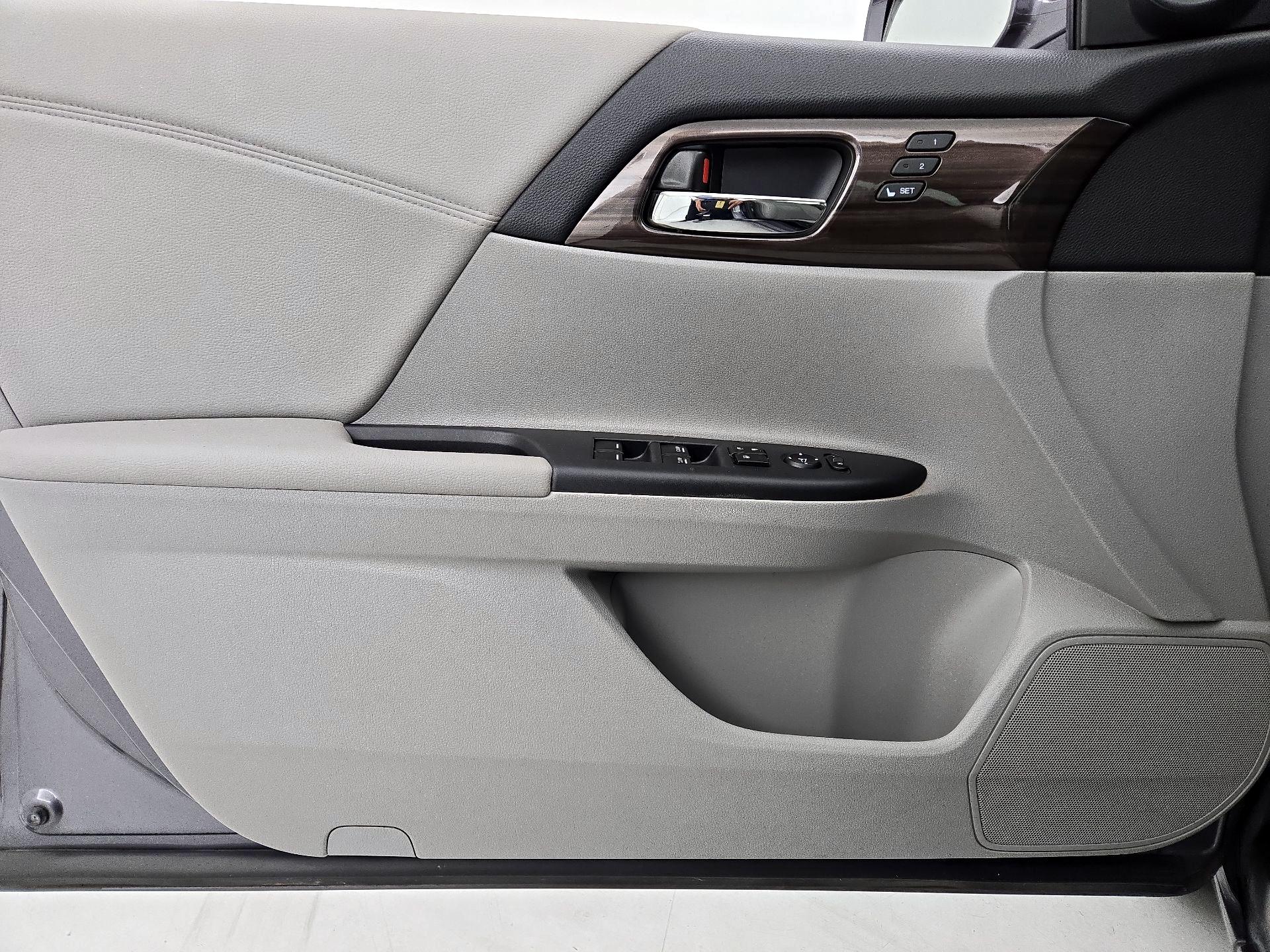 Thumbnail: 2017 Honda Accord - 12