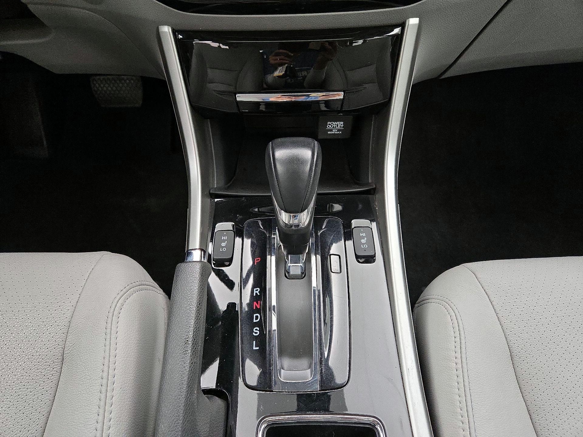 Thumbnail: 2017 Honda Accord - 18