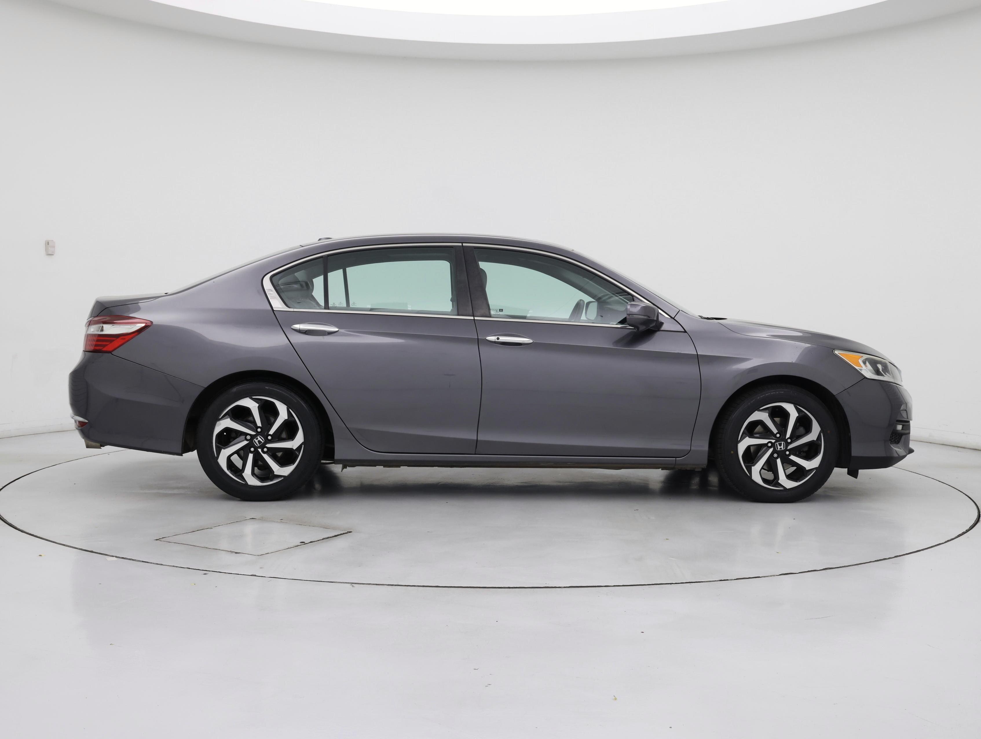 Thumbnail: 2017 Honda Accord - 7