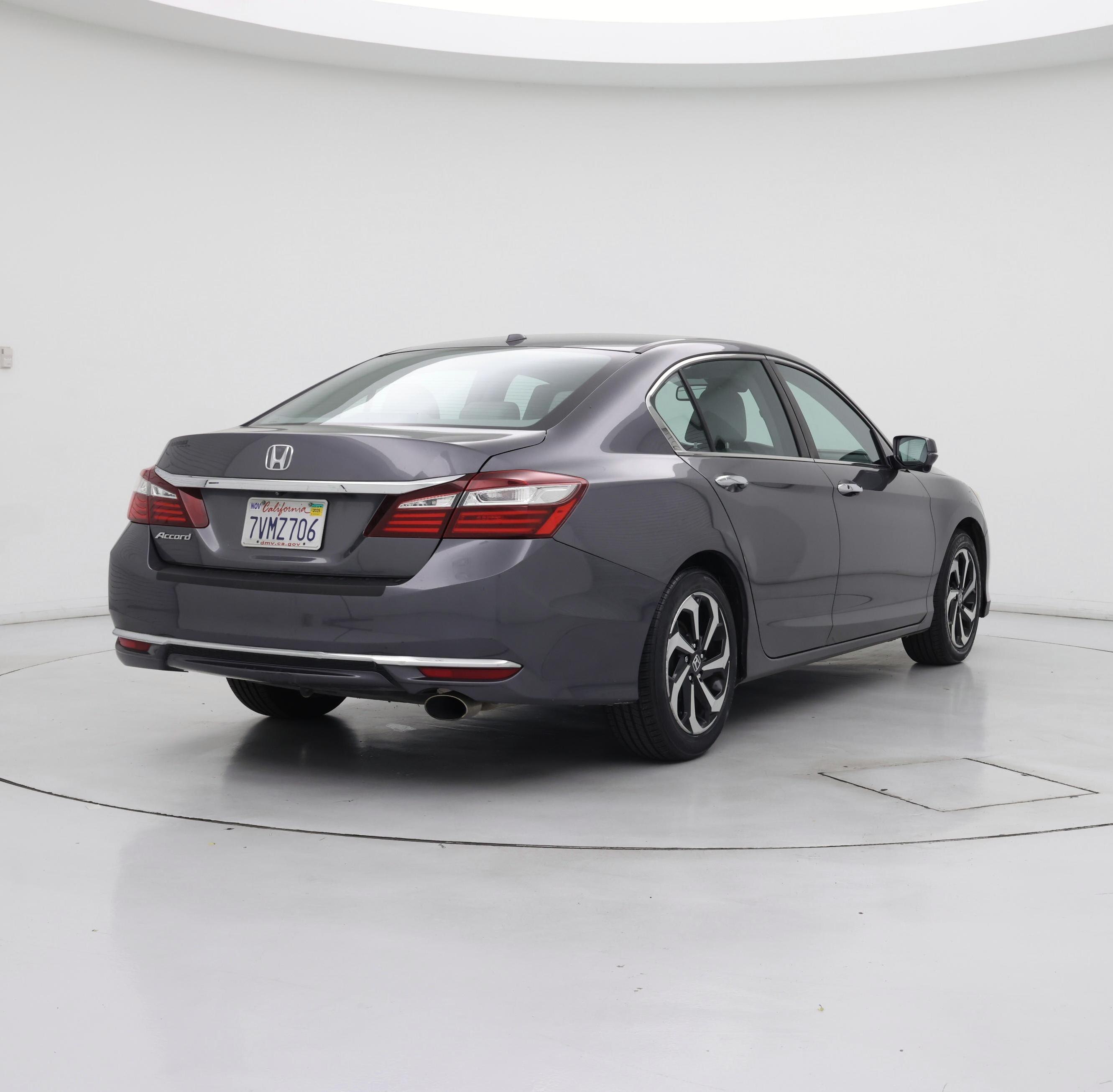 Thumbnail: 2017 Honda Accord - 8