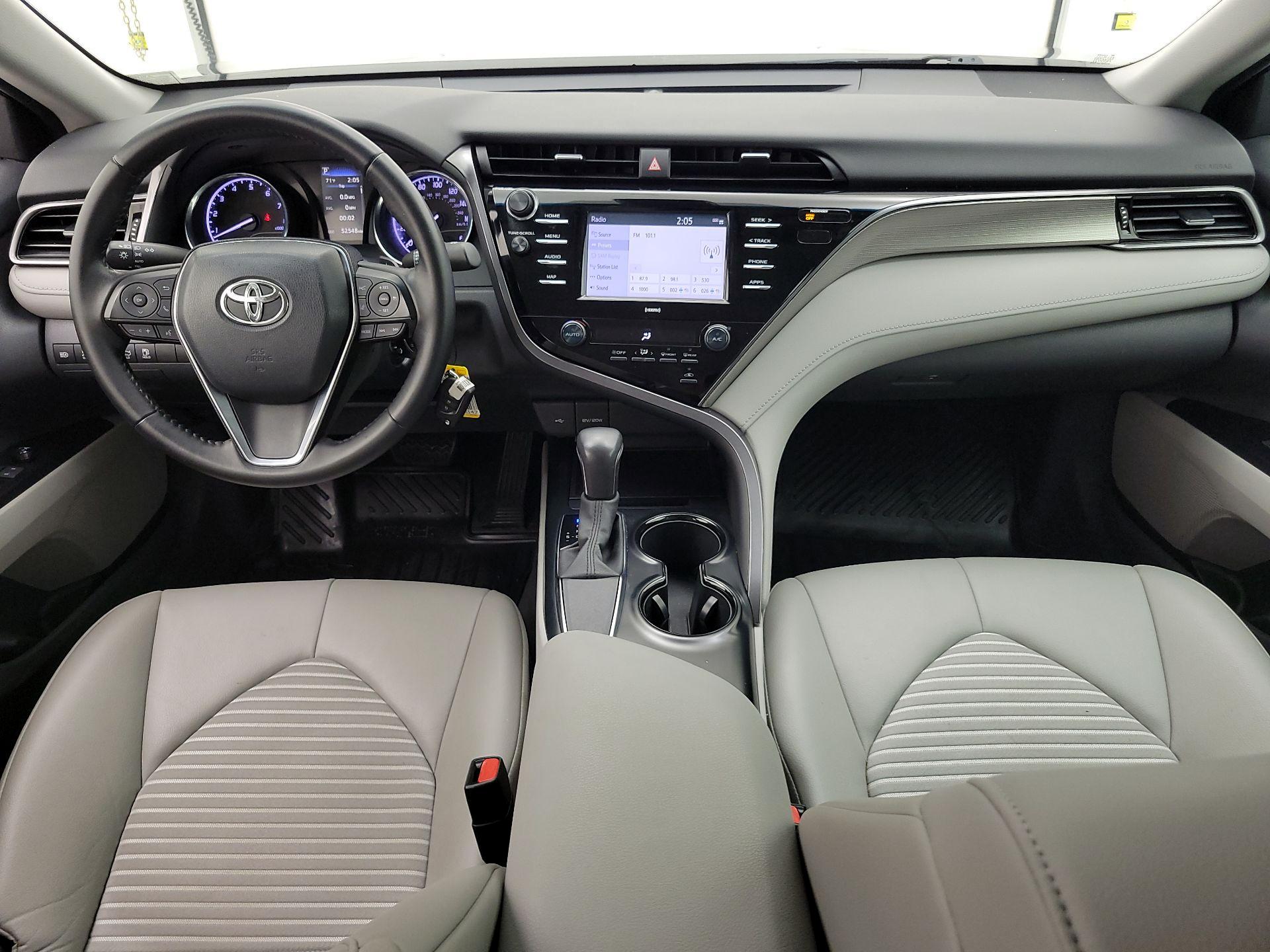 Thumbnail: 2020 Toyota Camry - 9