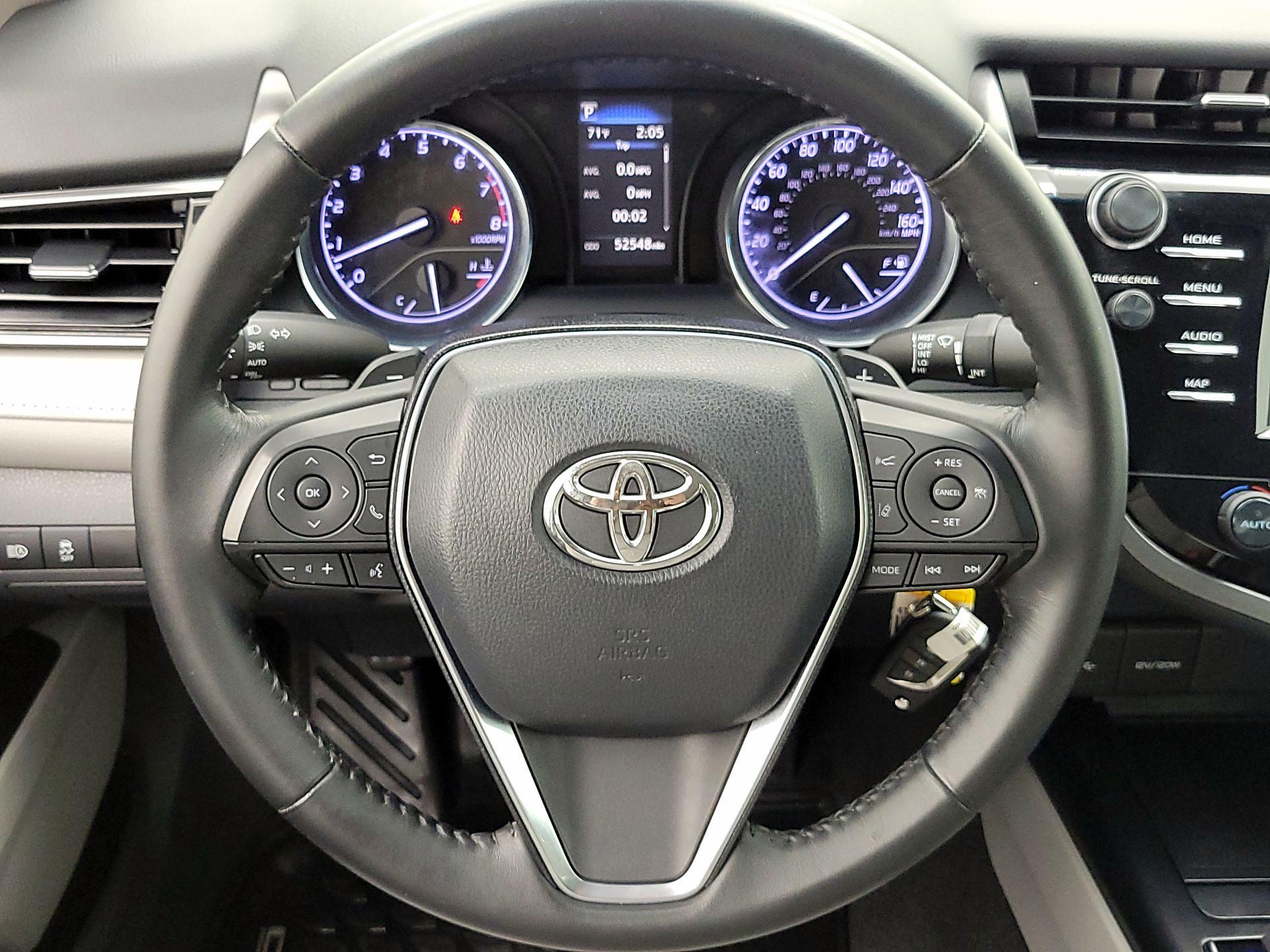 Thumbnail: 2020 Toyota Camry - 10