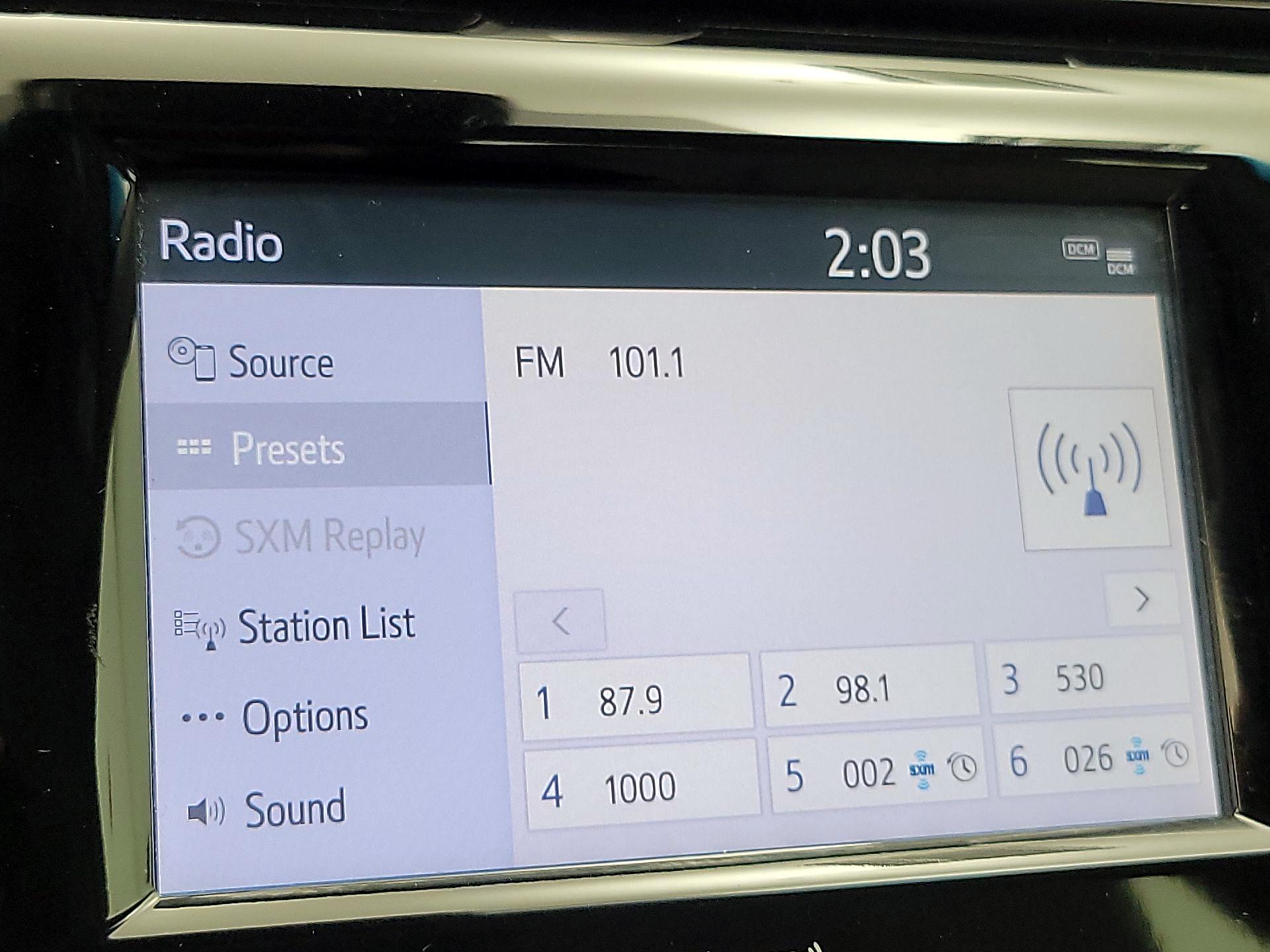 Thumbnail: 2020 Toyota Camry - 15