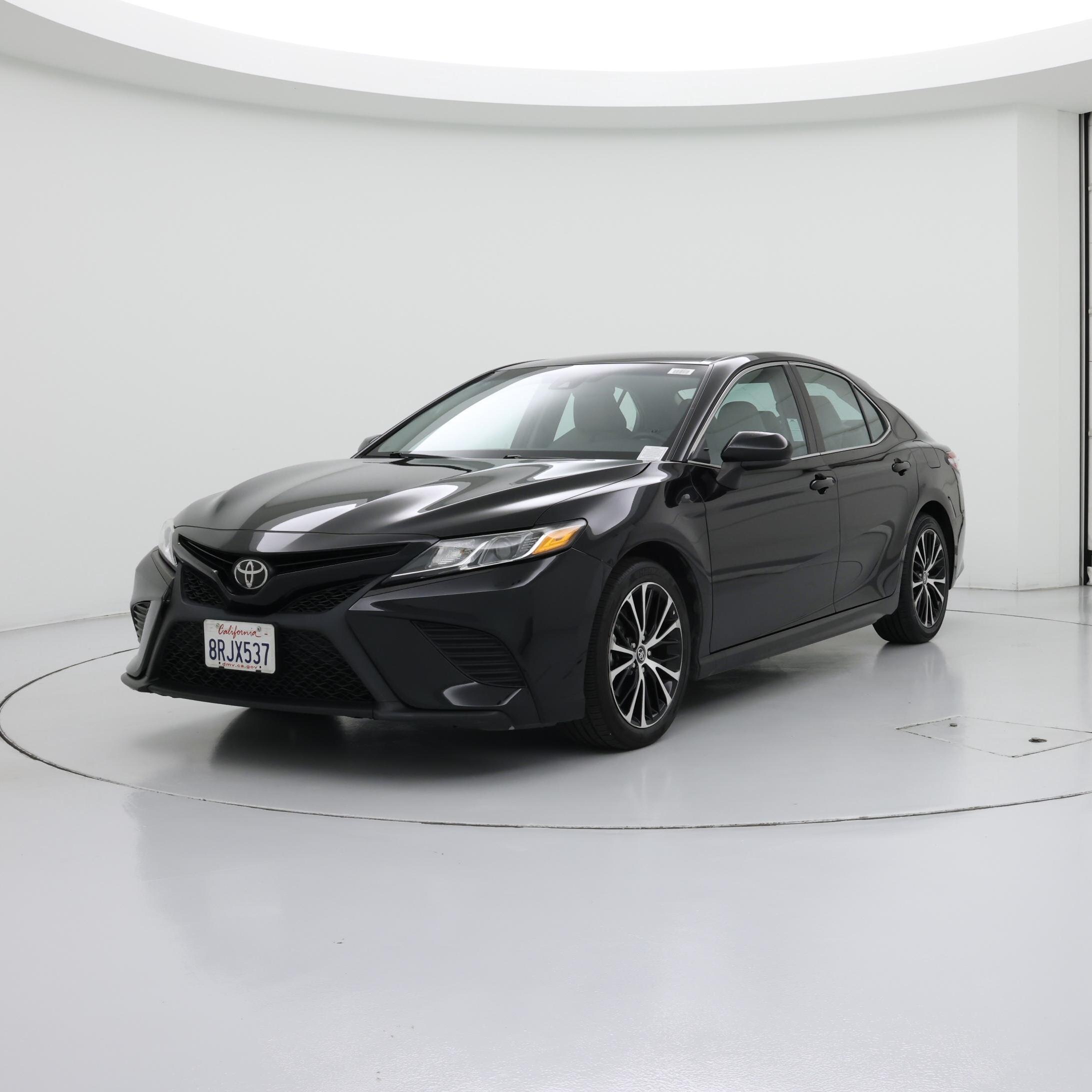 Thumbnail: 2020 Toyota Camry - 4