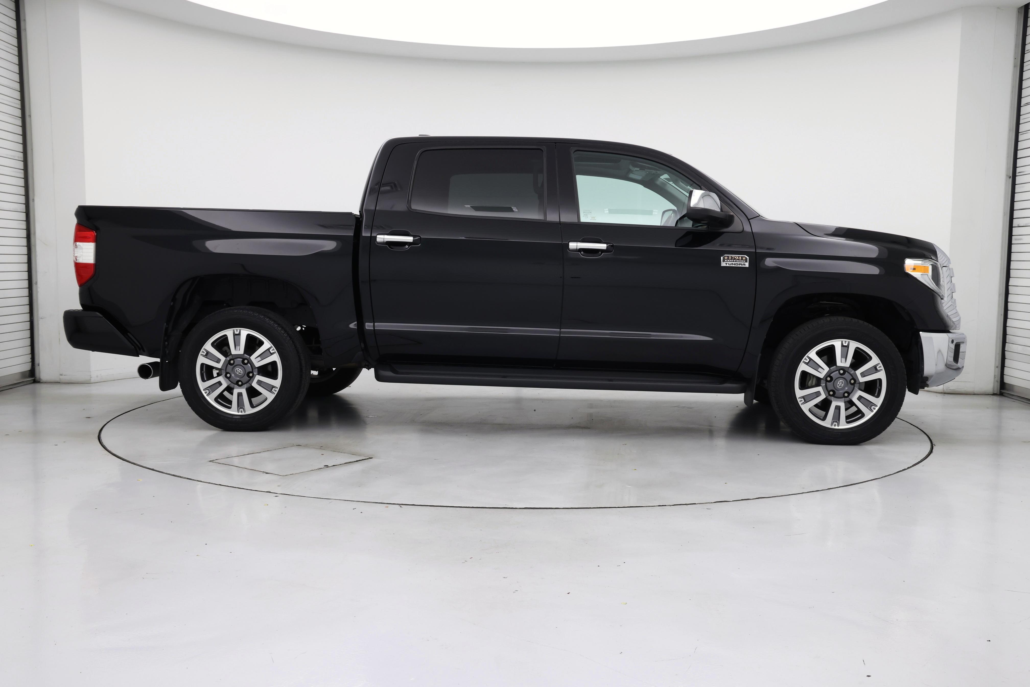 Thumbnail: 2020 Toyota Tundra - 7