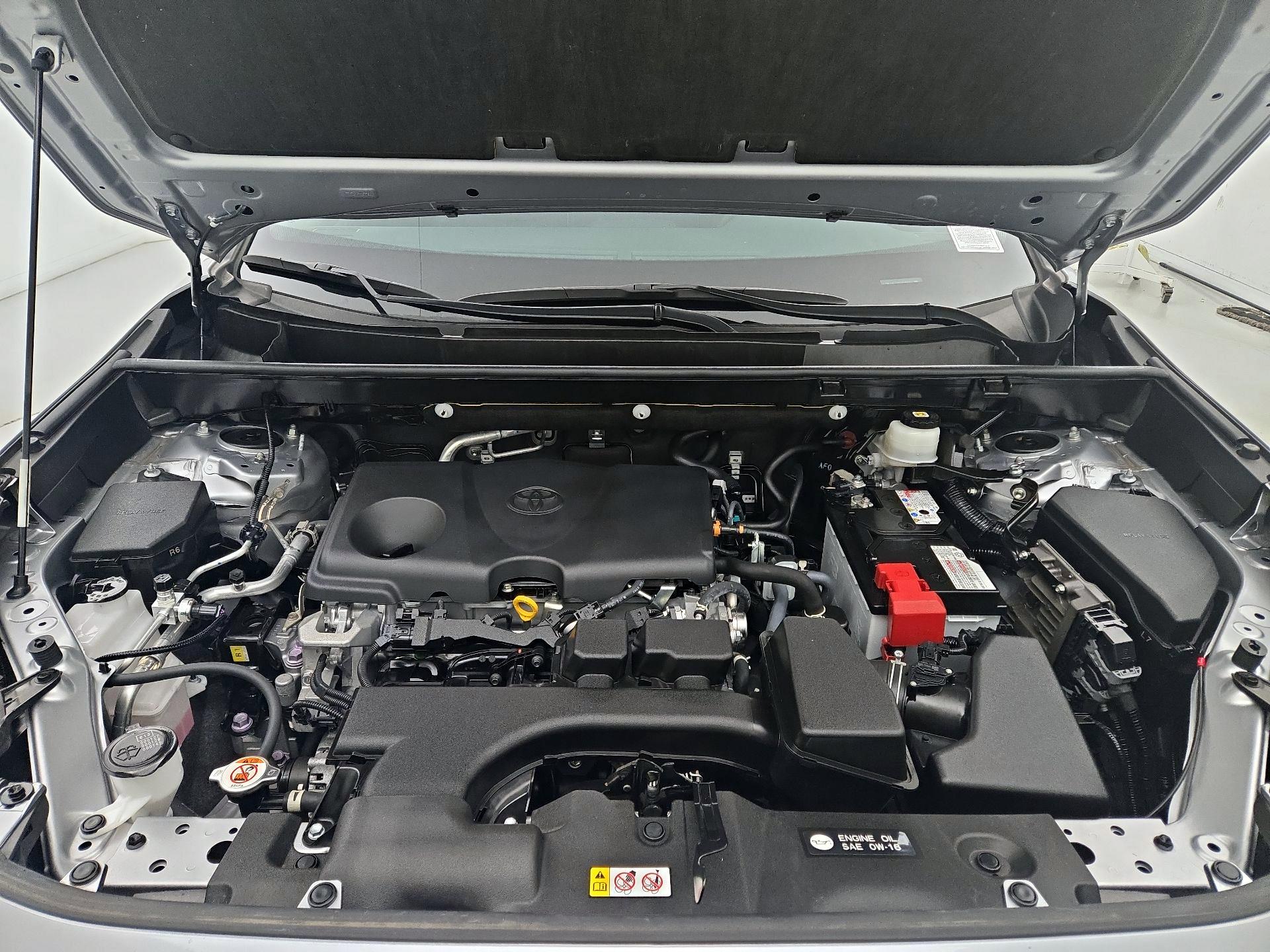 Thumbnail: 2023 Toyota RAV4 - 20