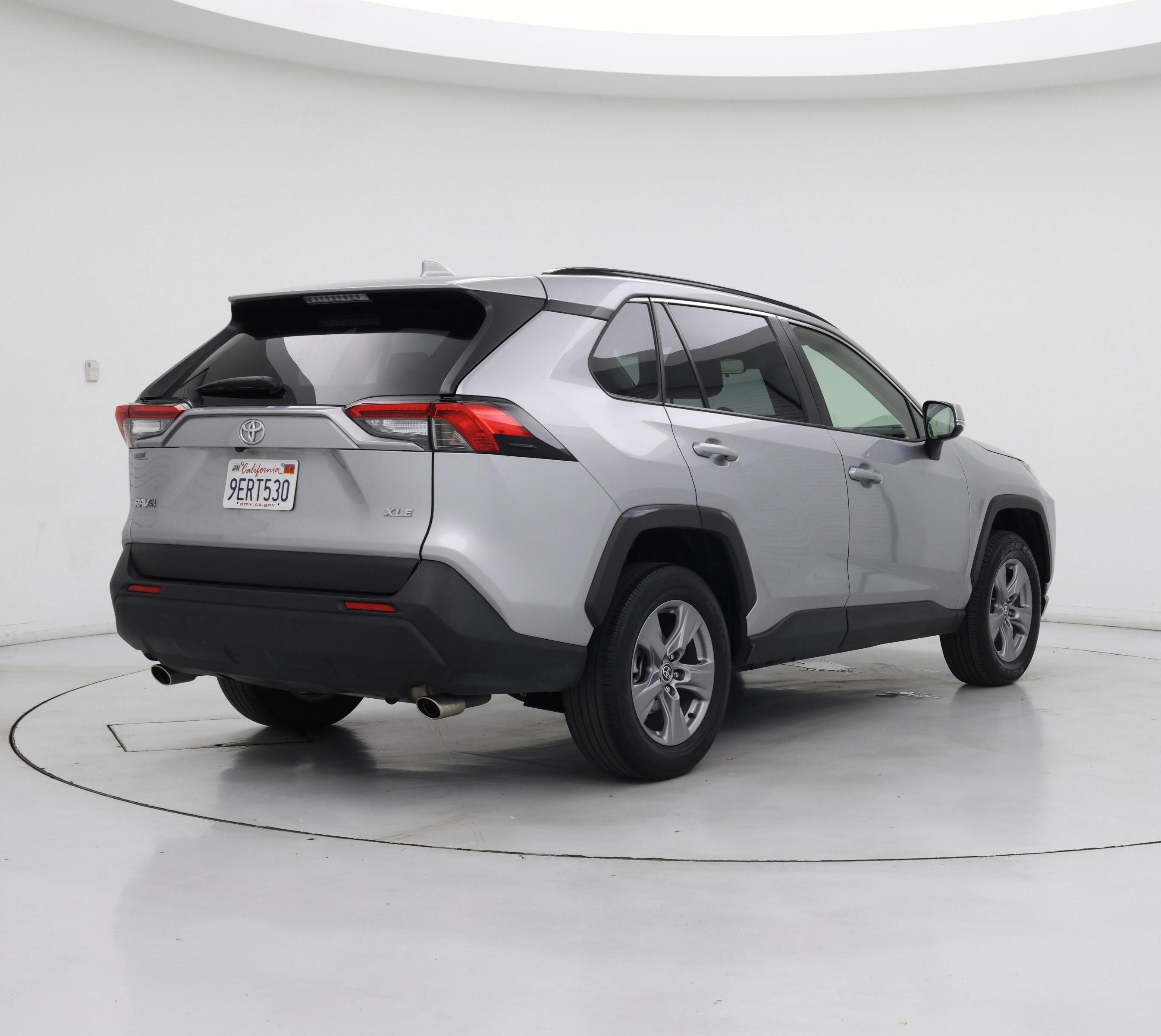 Thumbnail: 2023 Toyota RAV4 - 8