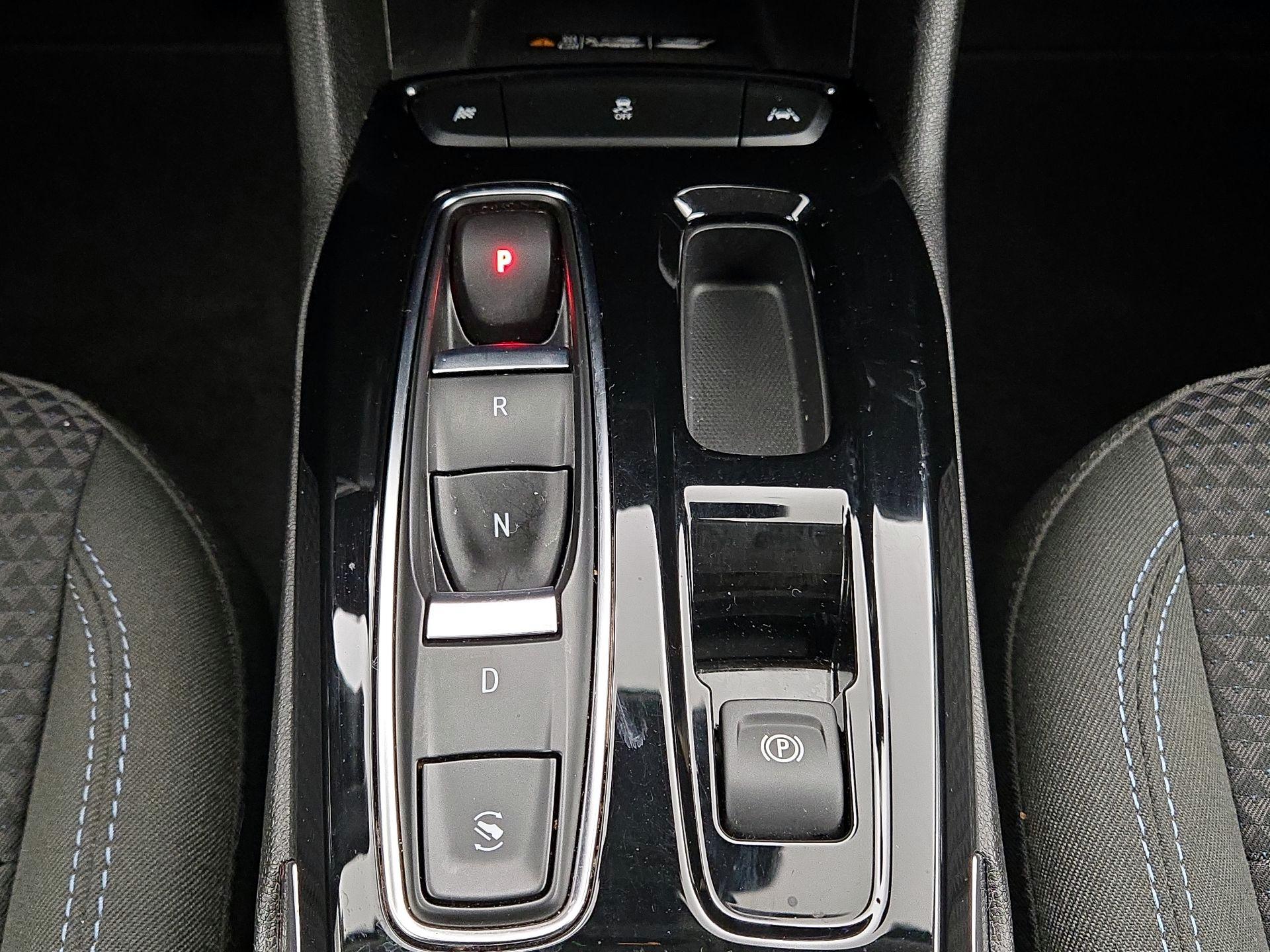 Thumbnail: 2023 Chevrolet Bolt EUV - 17