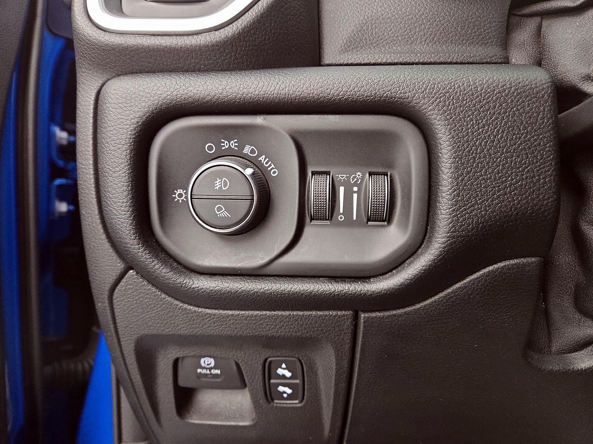 Thumbnail: 2021 RAM 1500 - 13