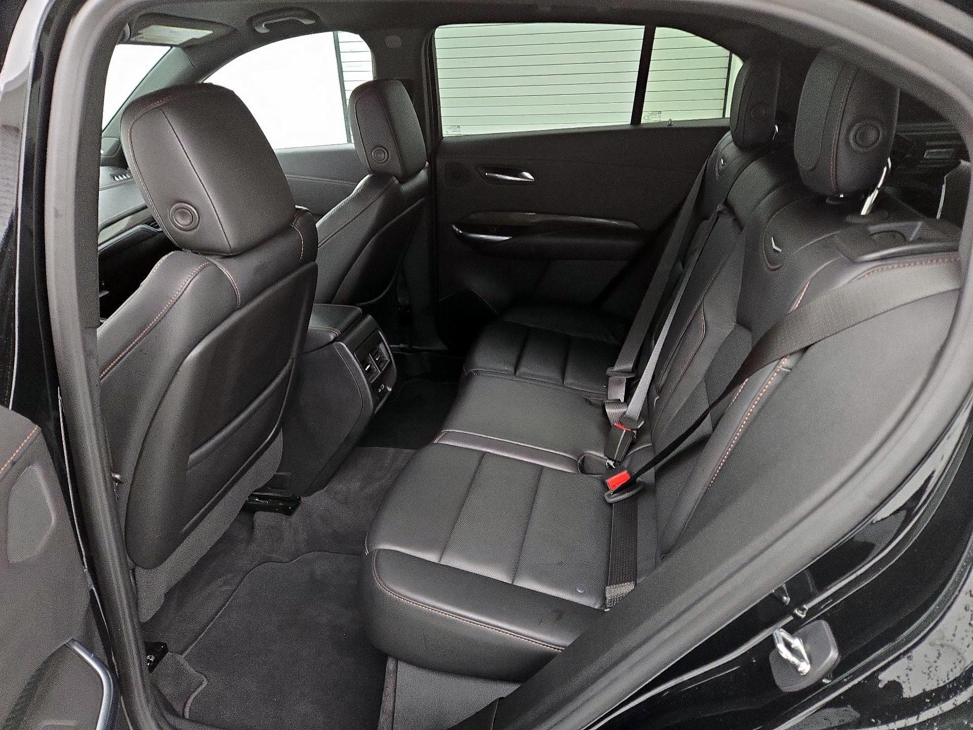 Thumbnail: 2020 Cadillac XT4 - 18