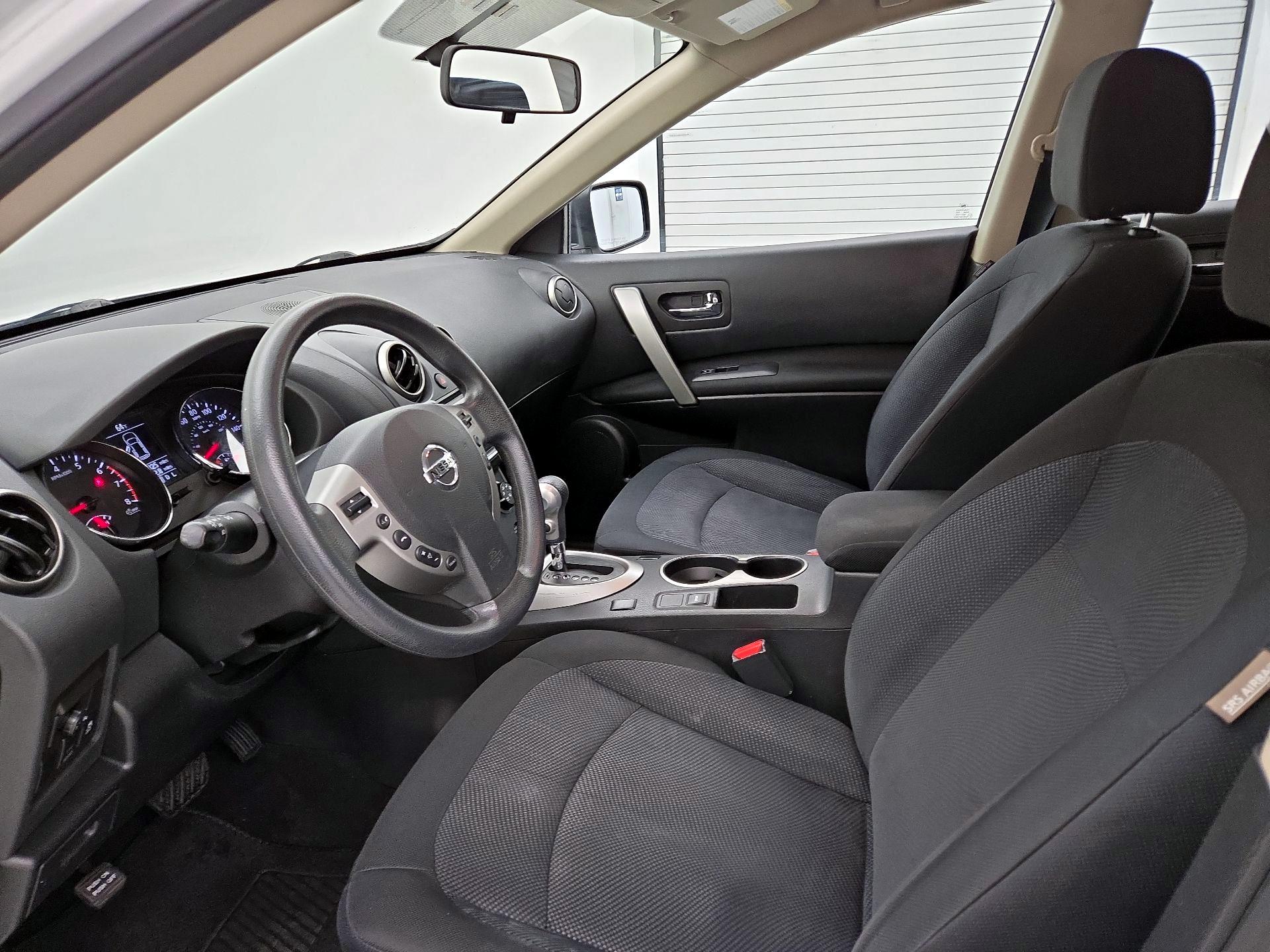 Thumbnail: 2015 Nissan Rogue - 11