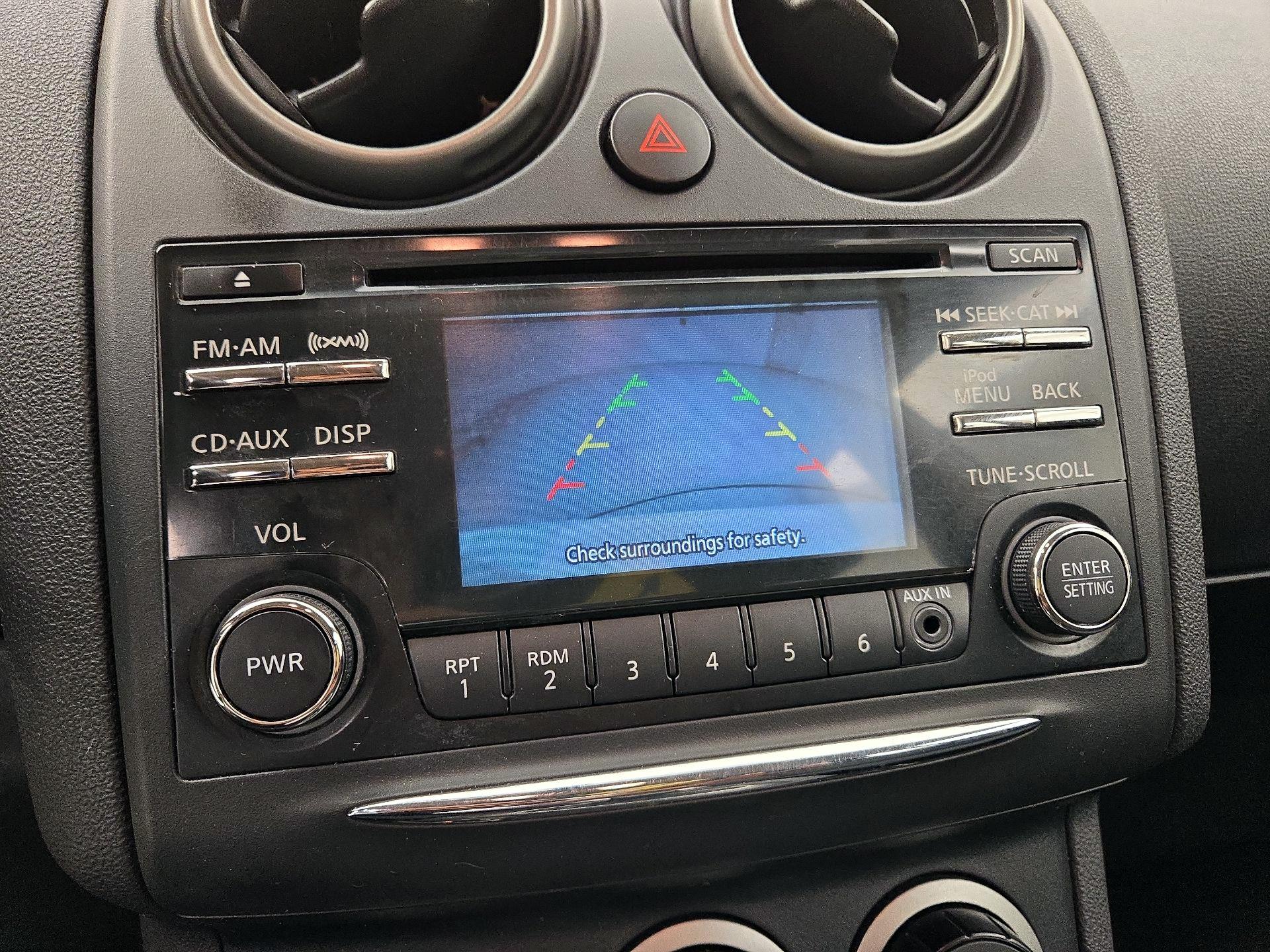 Thumbnail: 2015 Nissan Rogue - 14