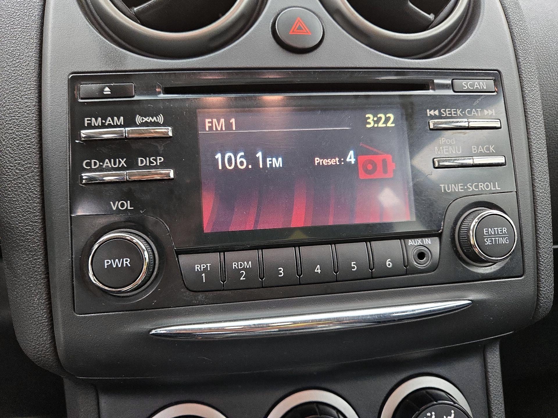 Thumbnail: 2015 Nissan Rogue - 15