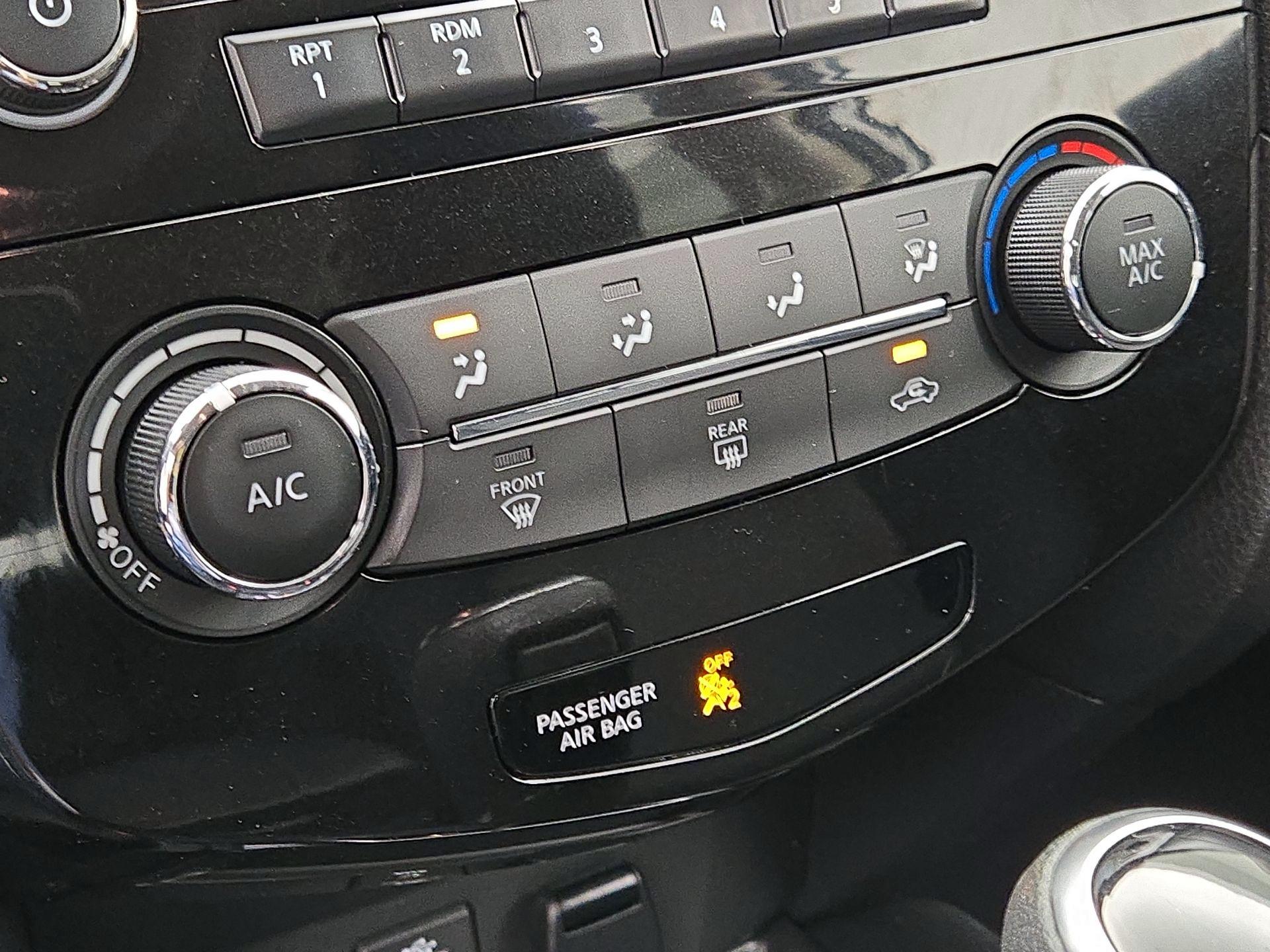 Thumbnail: 2017 Nissan Rogue - 16