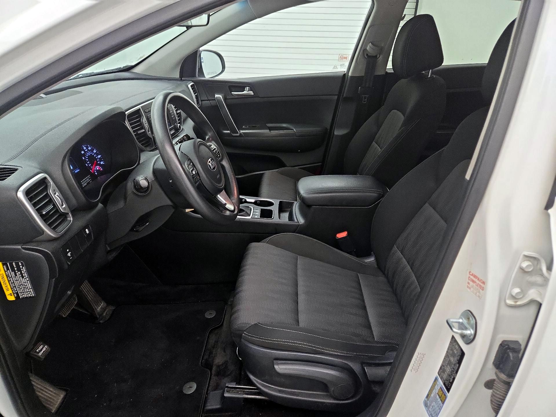 Thumbnail: 2017 Kia Sportage - 11