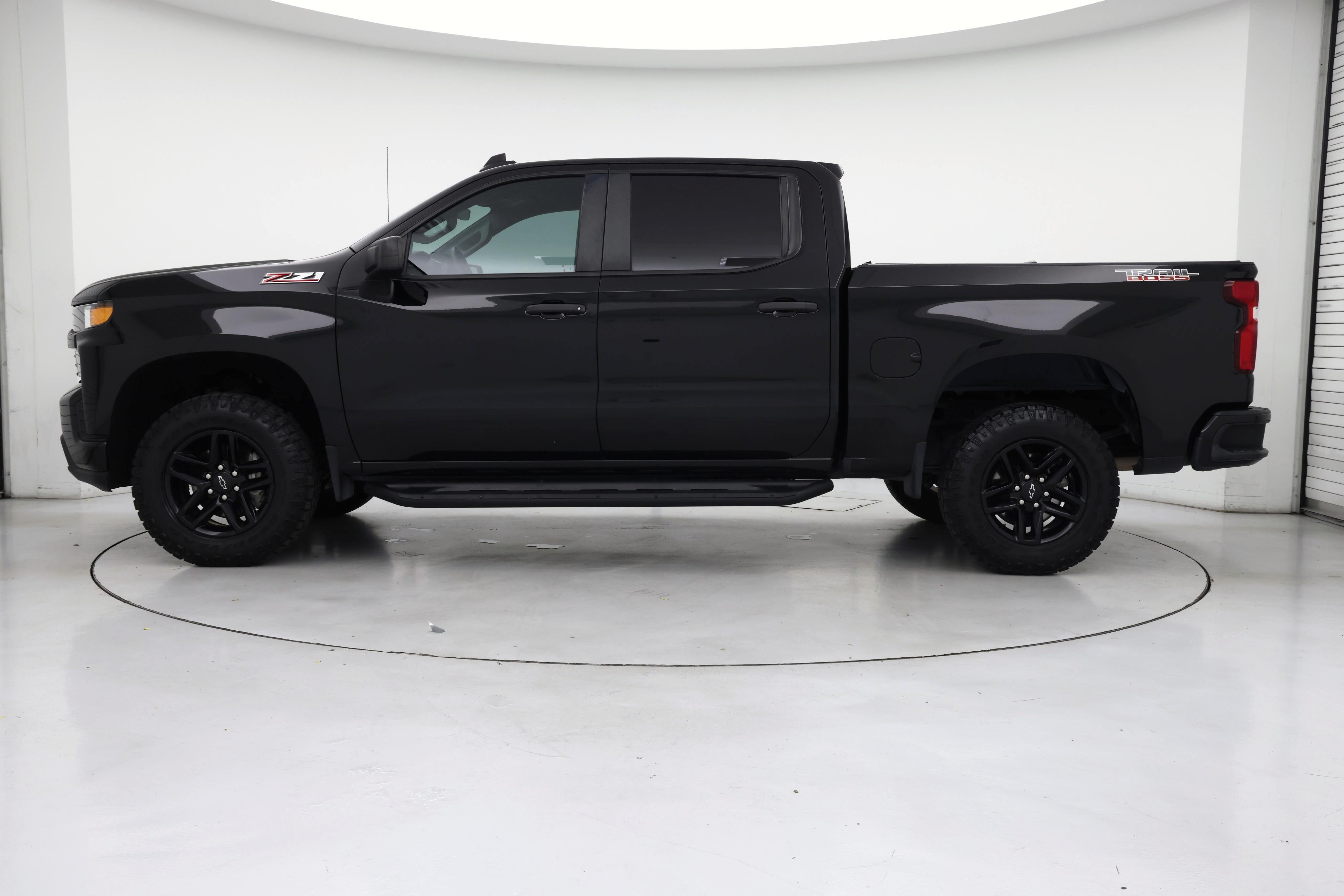 Thumbnail: 2019 Chevrolet Silverado 1500 - 3