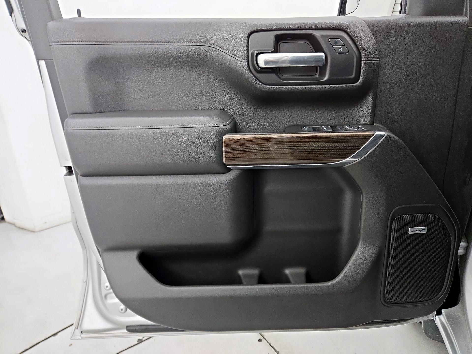 Thumbnail: 2019 Chevrolet Silverado 1500 - 12